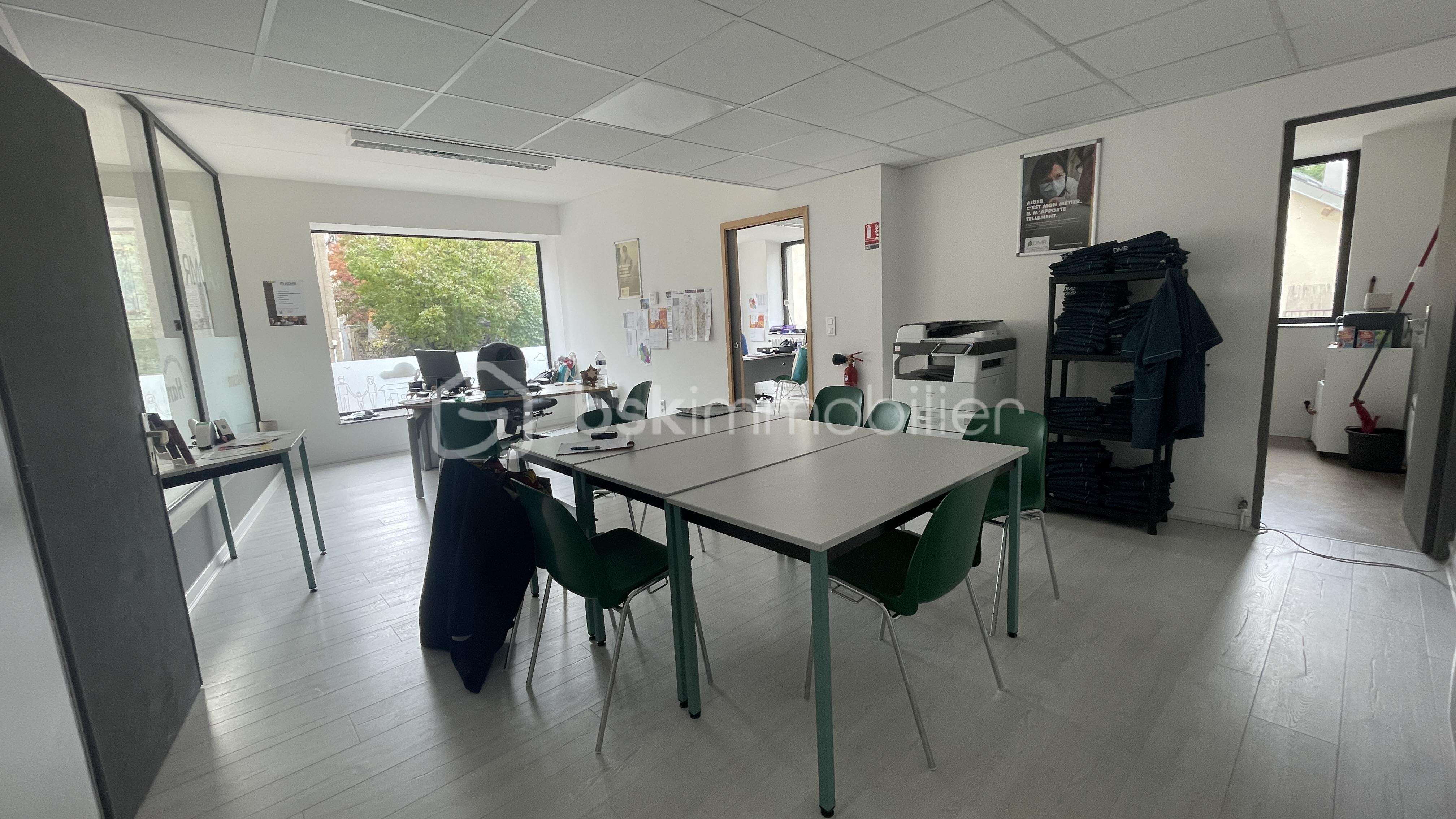Bureau de 58 m²