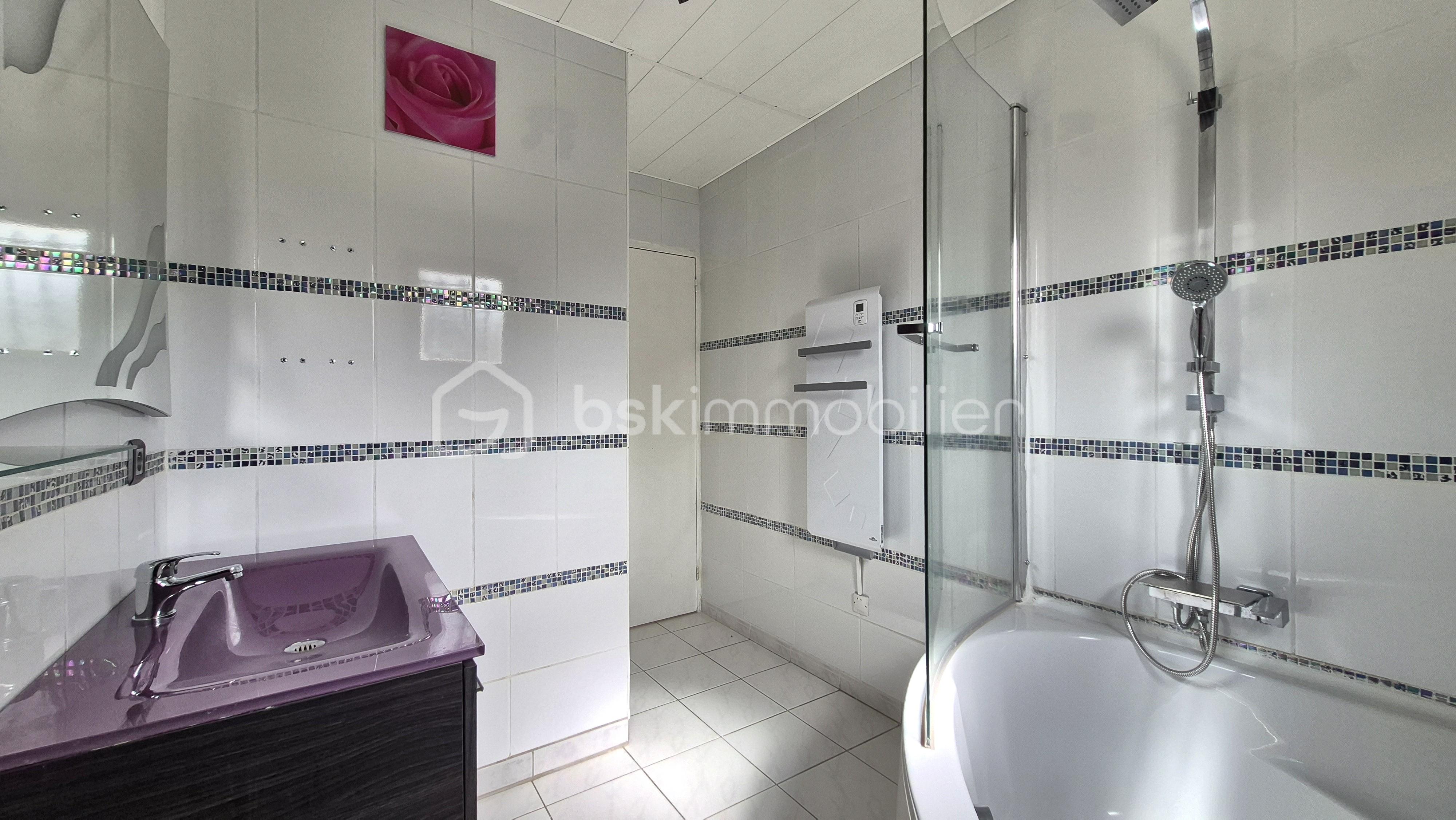 Maison de 116 m² - Salle de bain.jpg