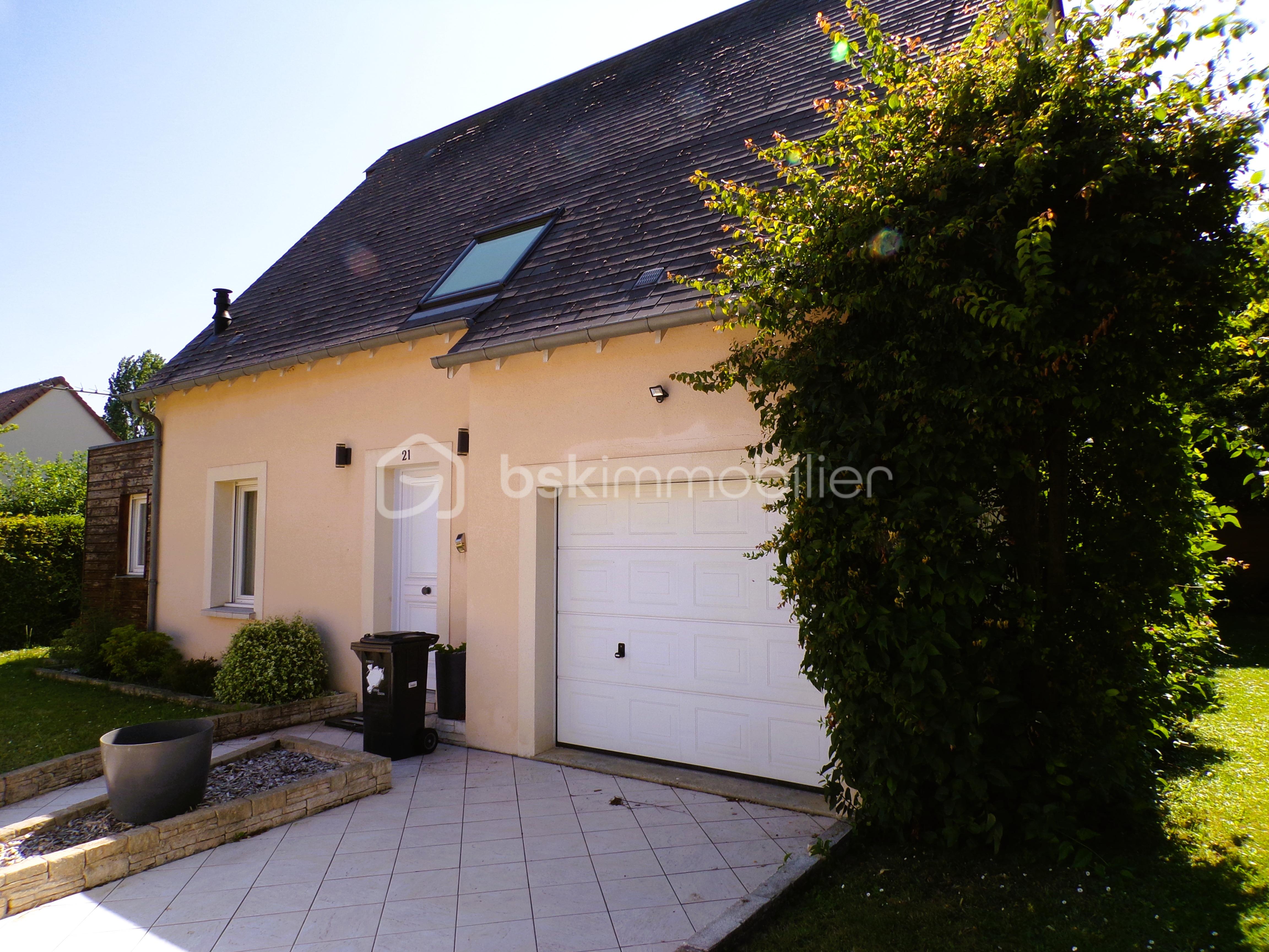 Pavillon de 113 m² - Maison coté route.JPG