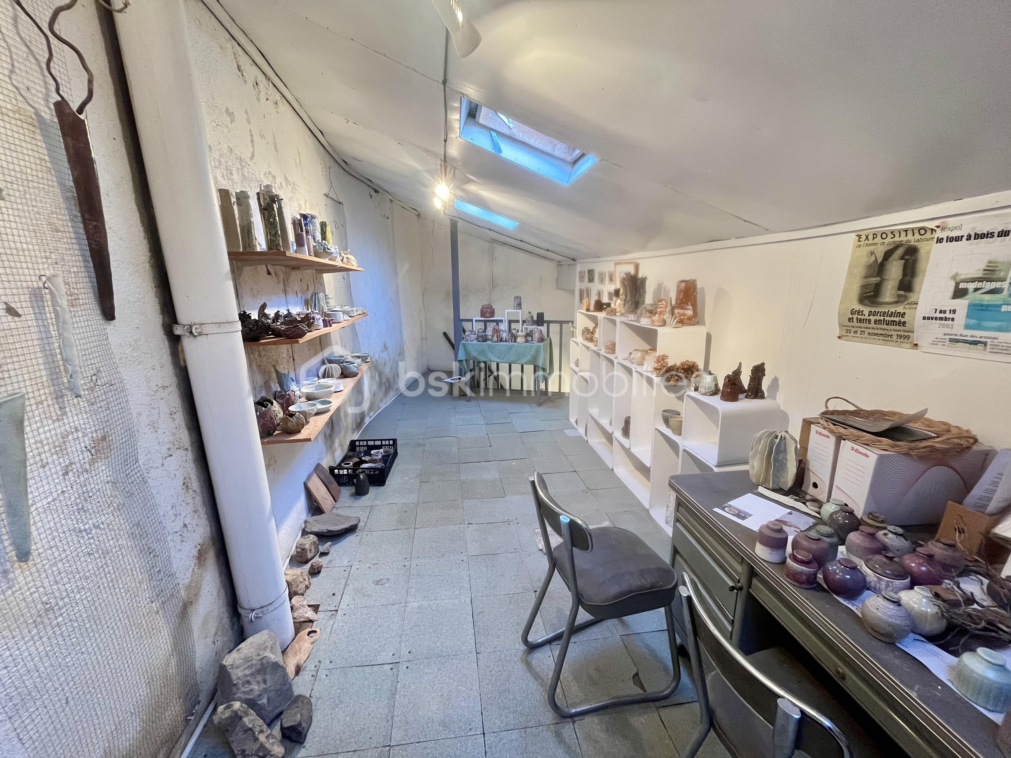 Immeuble de 56,60 m² - 7-vue descente escalier.jpeg