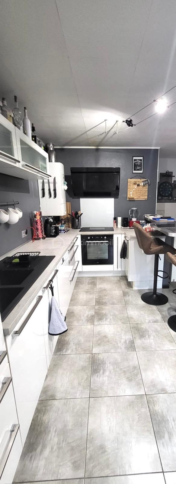 Maison jumelee de 120 m² - IMG-20251230-WA0011.jpg