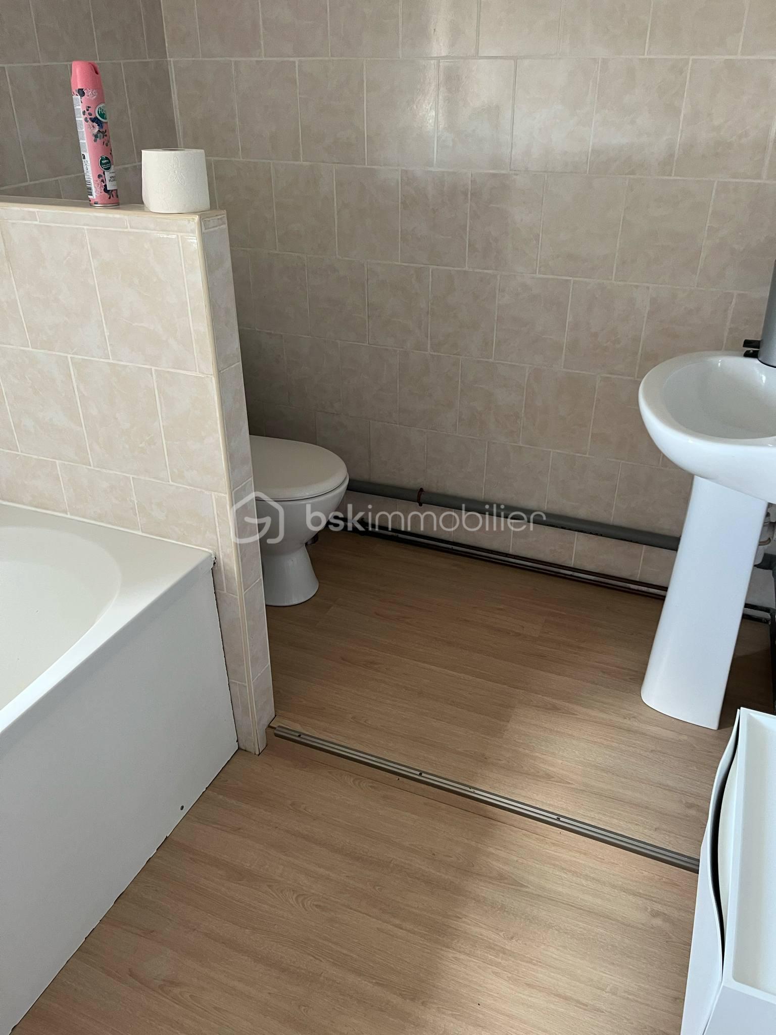 Maison de village de 115 m² - Messenger_creation_9E7B2C28-CB7F-4349-A653-1C9834E65810.jpeg