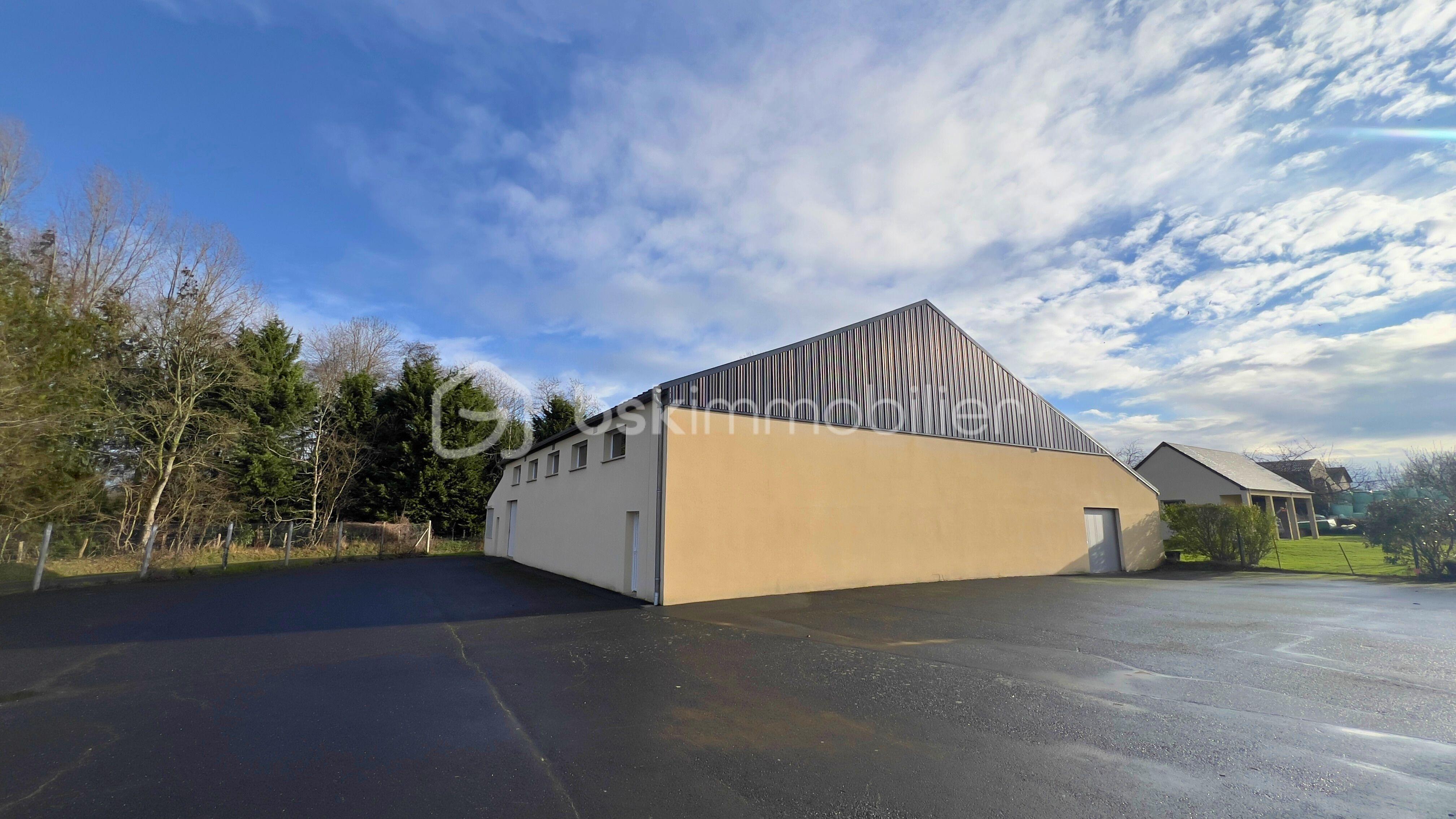 Local commercial de 764 m² - 10.jpg