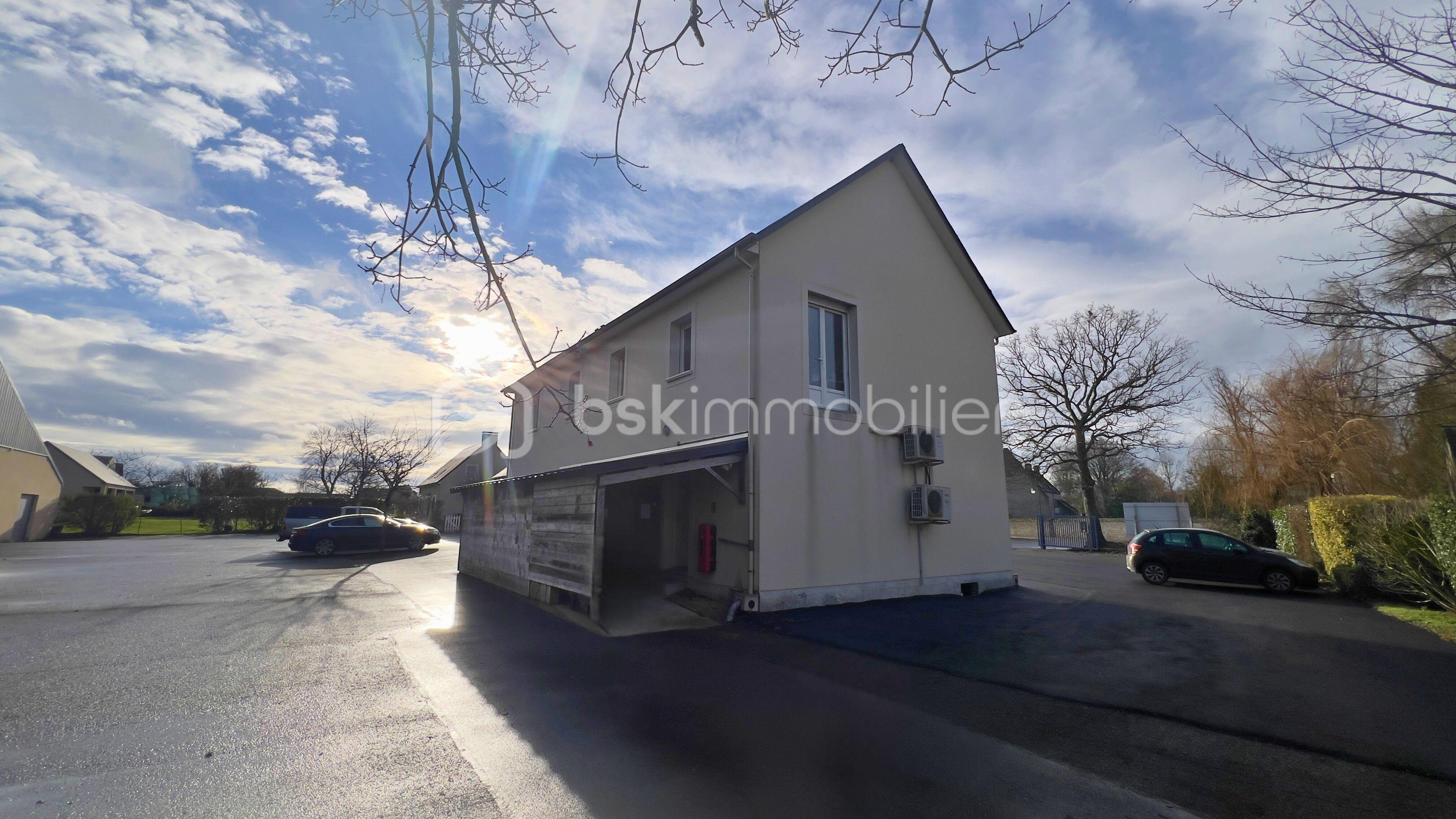 Local commercial de 764 m² - 1.jpg