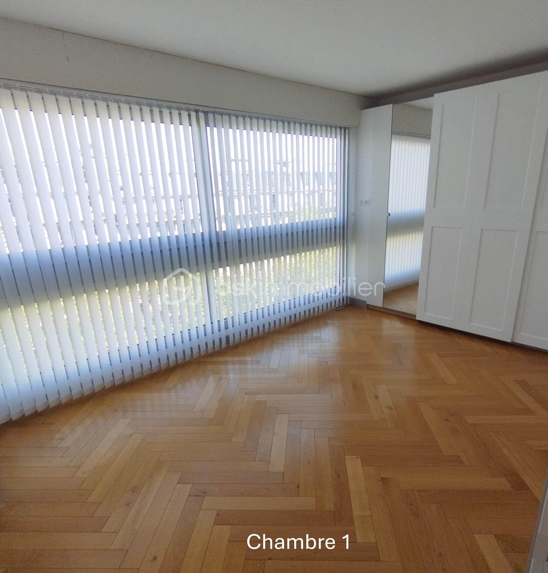 Chambre1-ok text.JPG