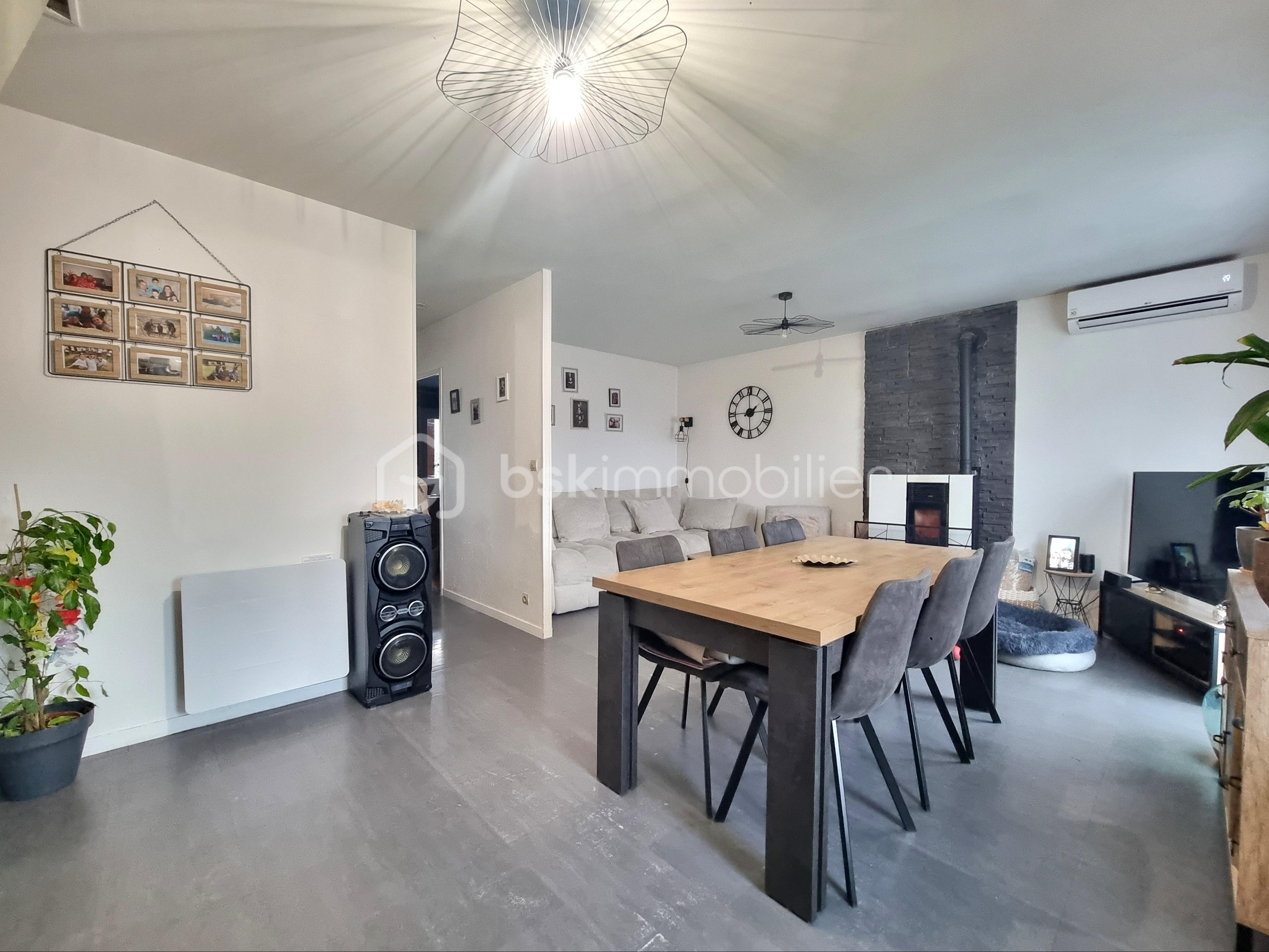 Maison traditionnelle de 93 m² - 20251122_141104.jpg