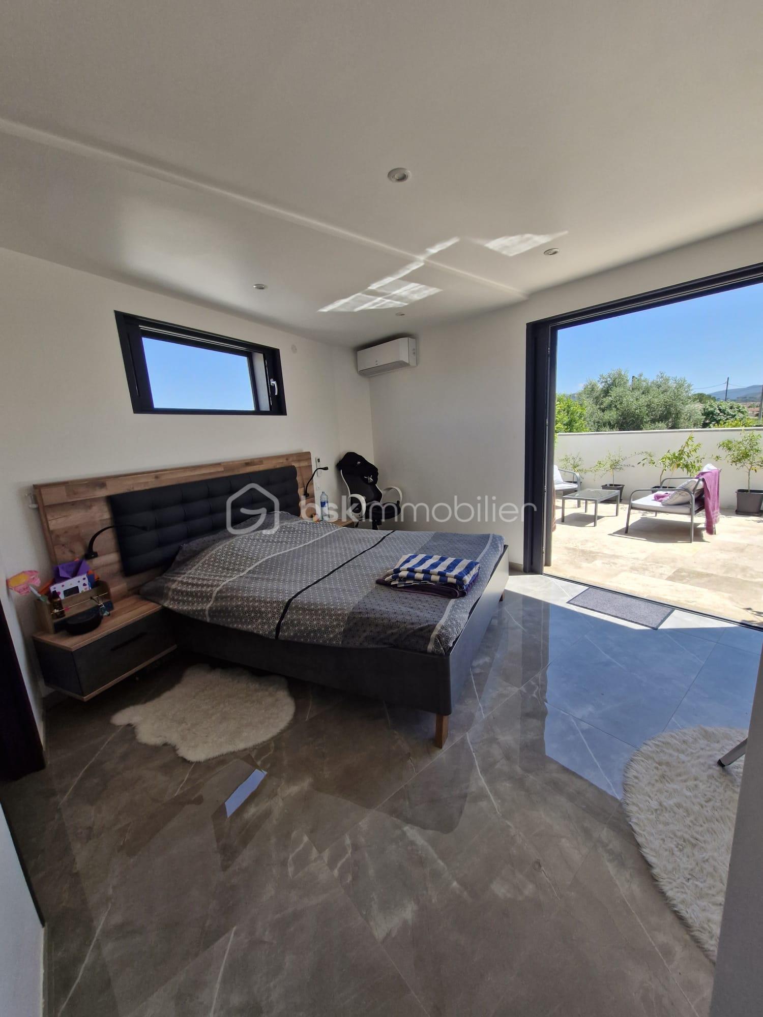 Maison de 133 m² - 57c23bba-d10b-4d4f-a3da-d9afe55da377.jpeg