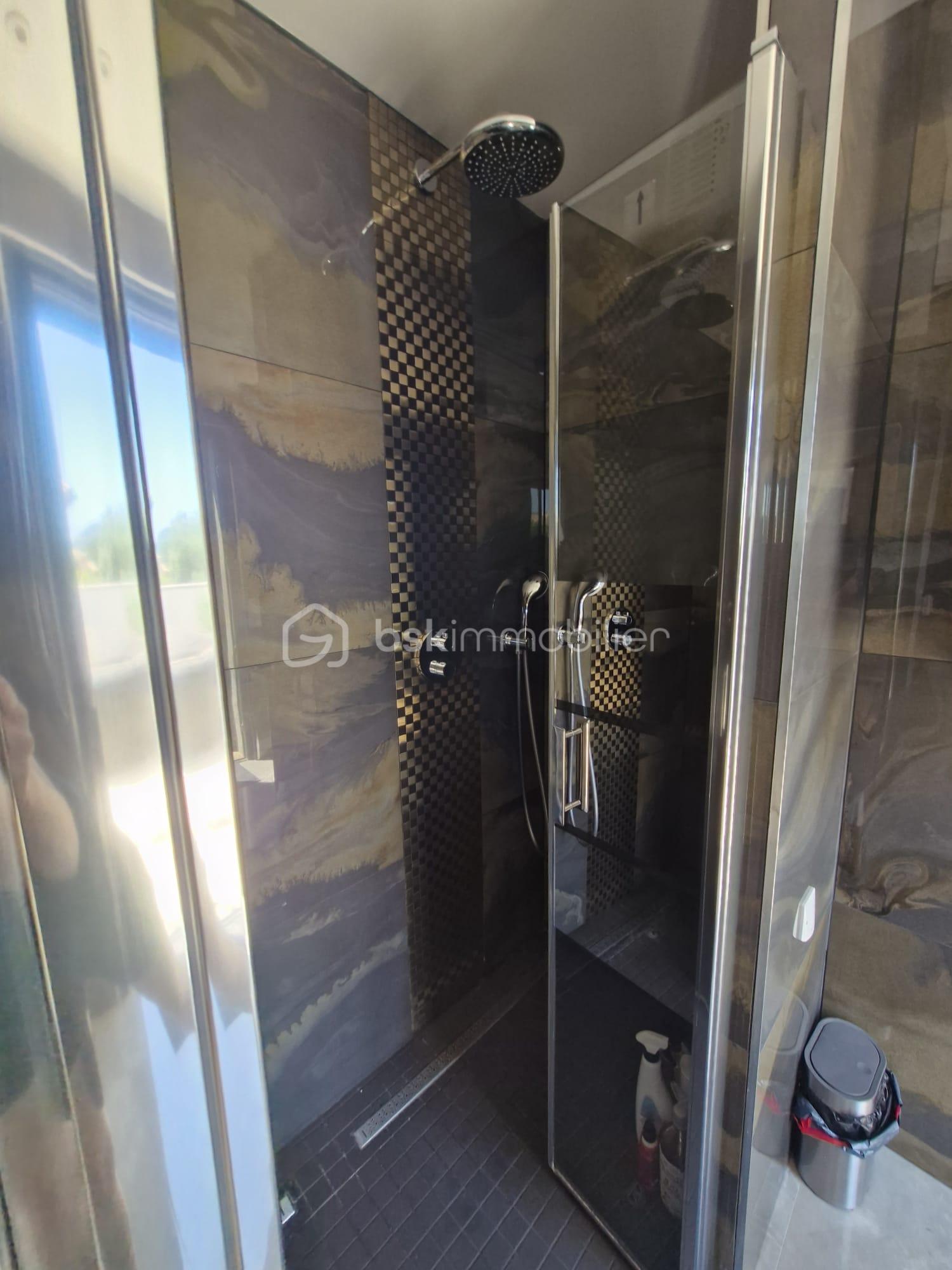 Maison de 133 m² - 64894ba3-776e-4f77-9797-201af0ee7df5.jpeg