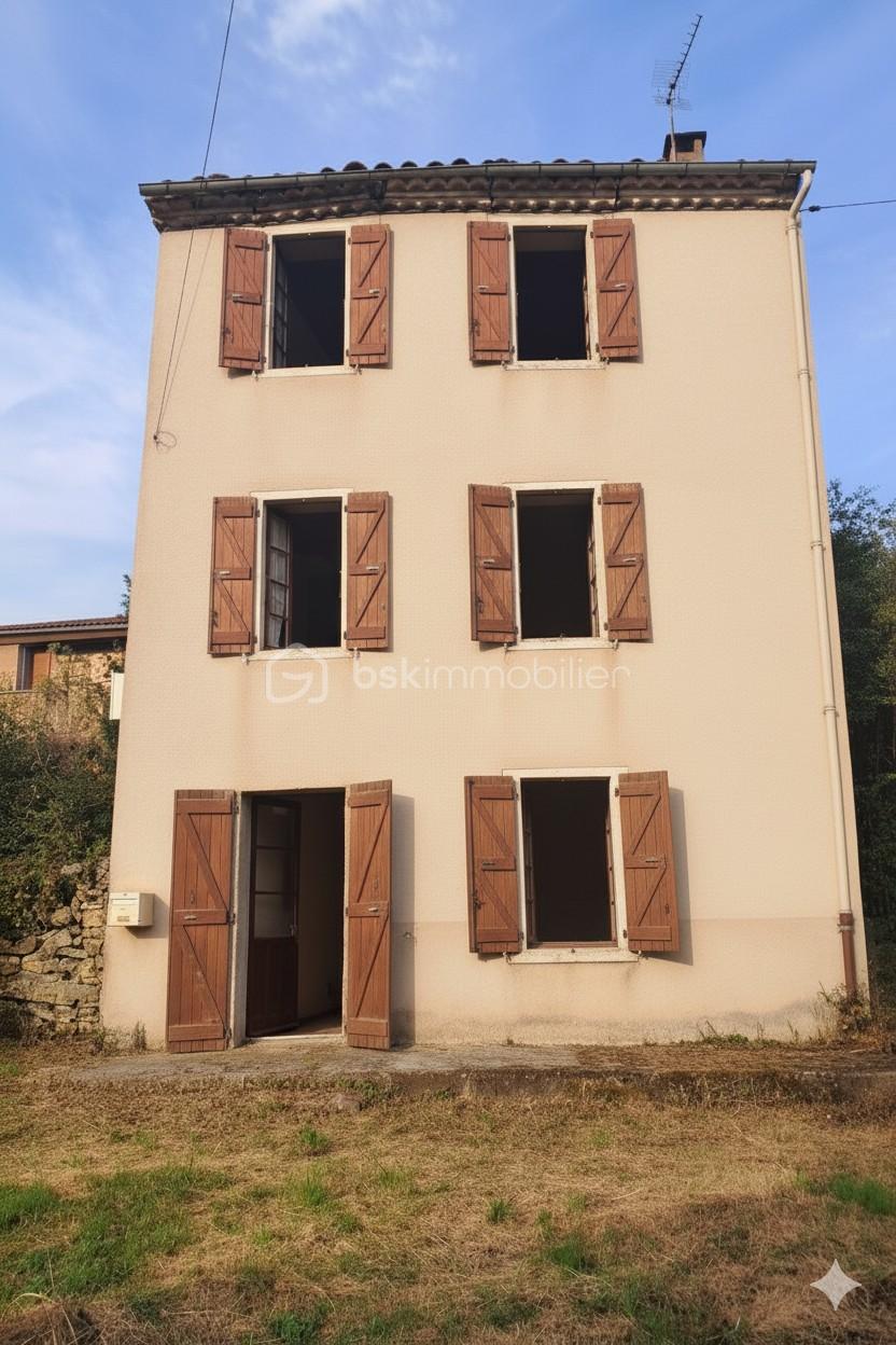 Maison de 105 m² - thumbnail_1756221518551.jpg