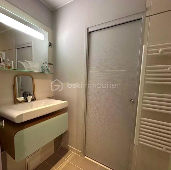 Maison contemporaine de 239 m² - SDE 1.jpg