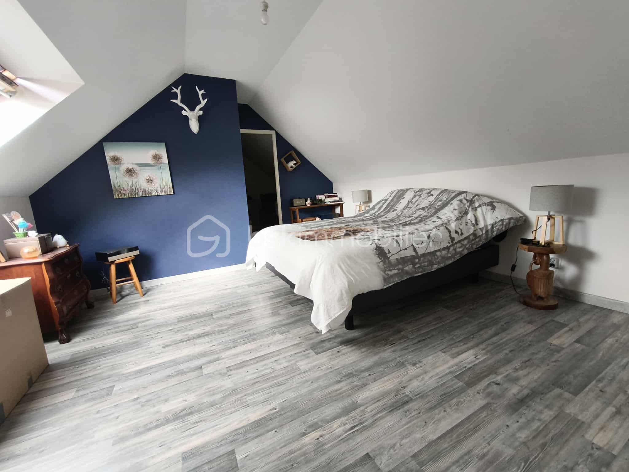 Pavillon de 115 m² - 7a797152-42b0-4589-bec6-0b86f2cdfe81.jpg