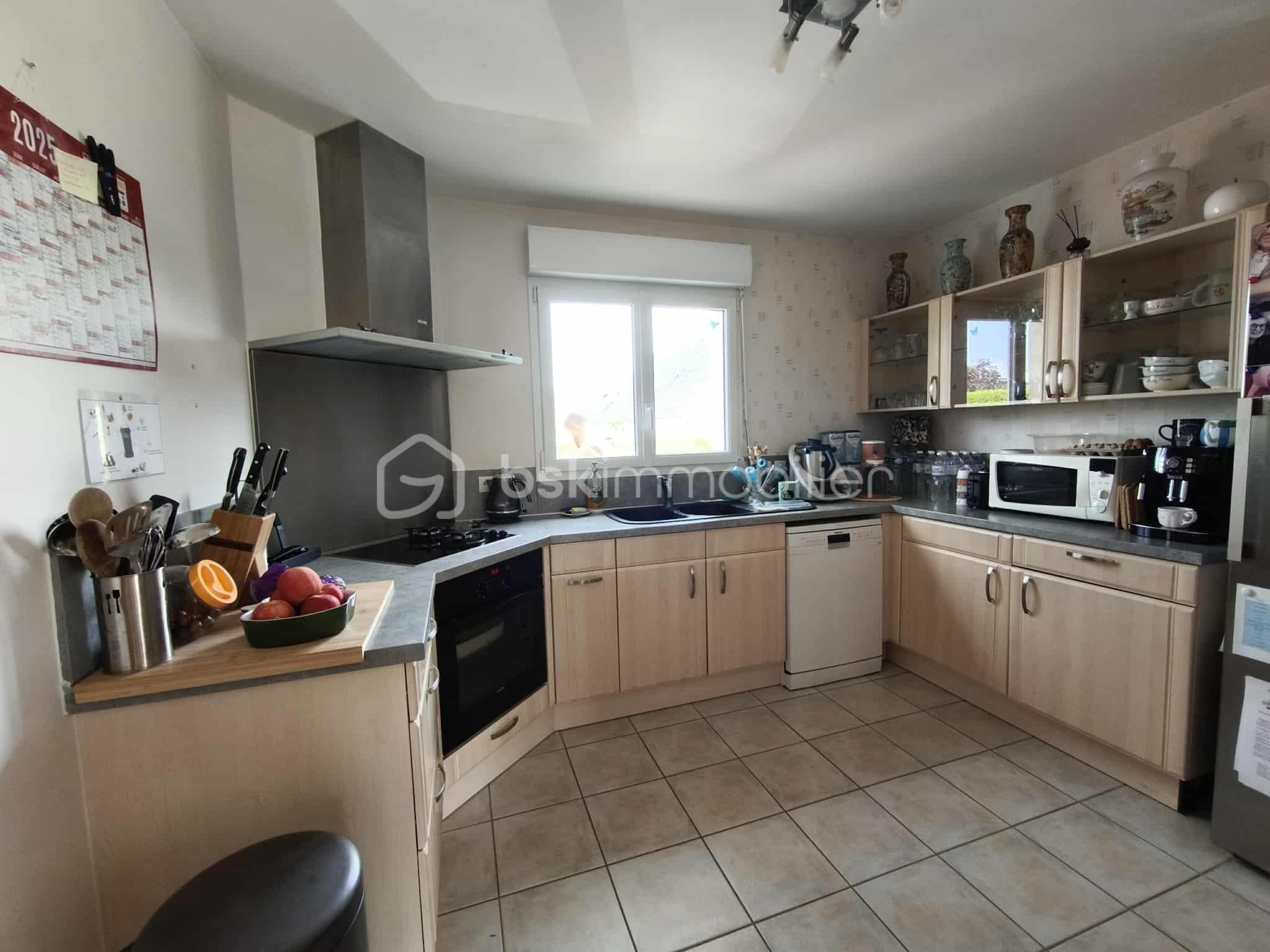 Pavillon de 115 m² - f8113b72-e9e5-4c56-9bd8-c40a5f4e1c4c.jpg