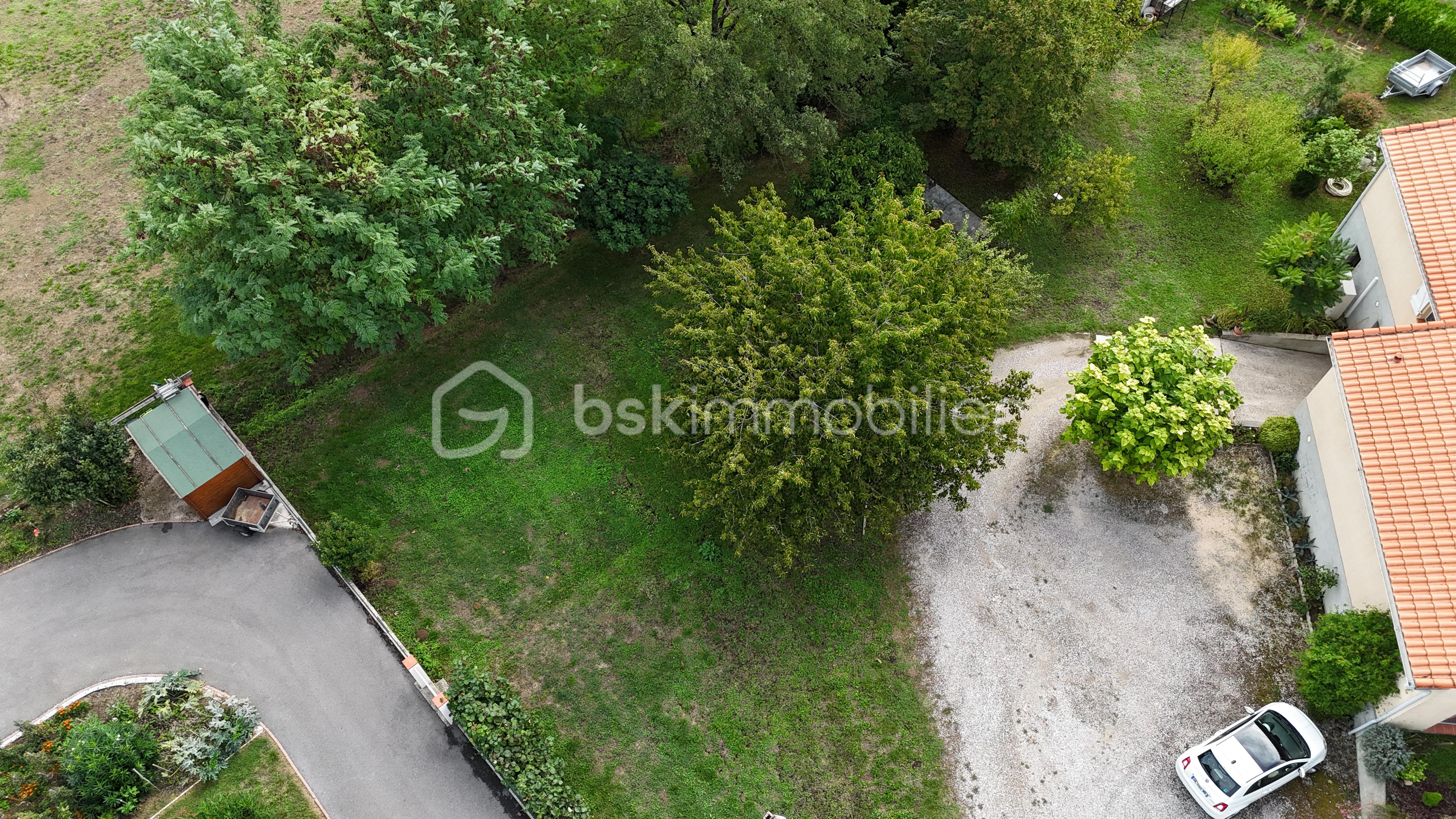Terrain de 600 m² - dji.jpg