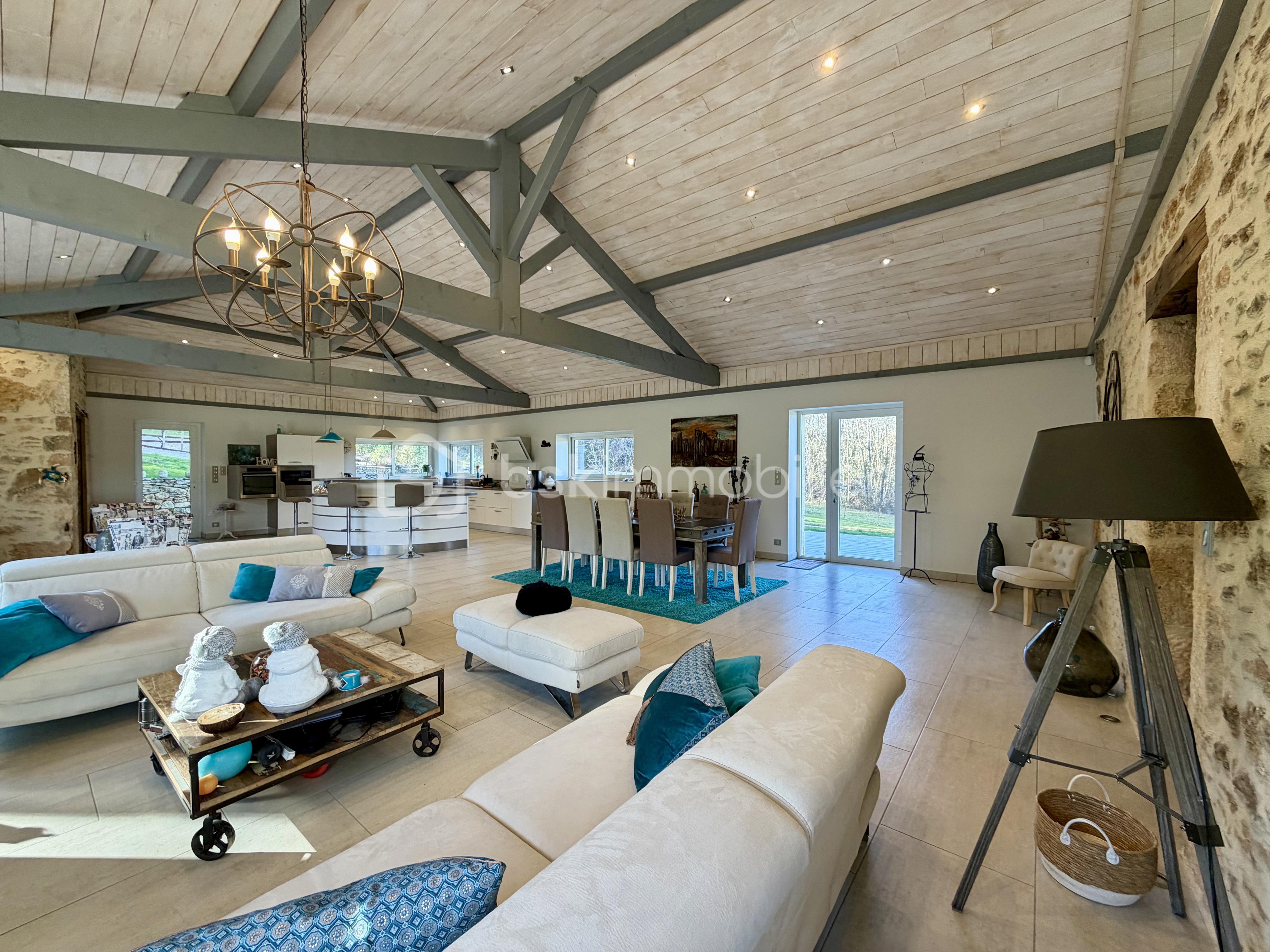 Maison de 210 m² - 53DDF923-011A-442A-86A6-83BBACB47DA8.jpeg