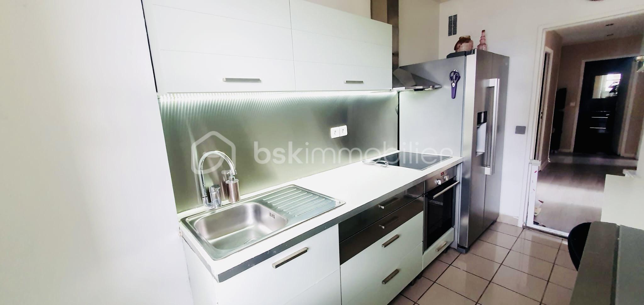 Appartement de 61,11 m² - 14e1c2f6-da77-4c07-99a6-88d2e71771cf.jpg