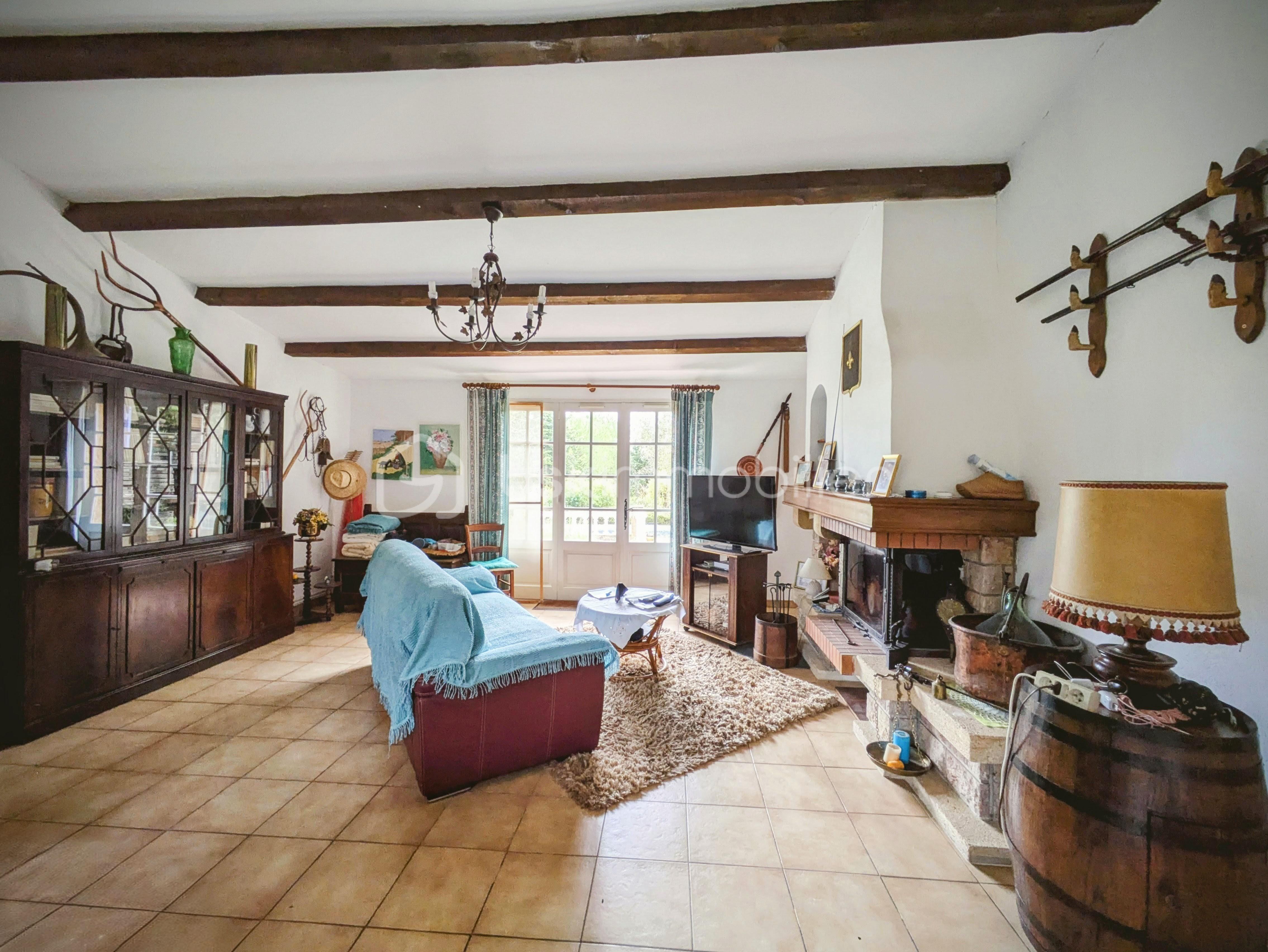 Maison traditionnelle de 91 m² - PXL_20251107_092420137.RAW-01.COVER~2.jpg