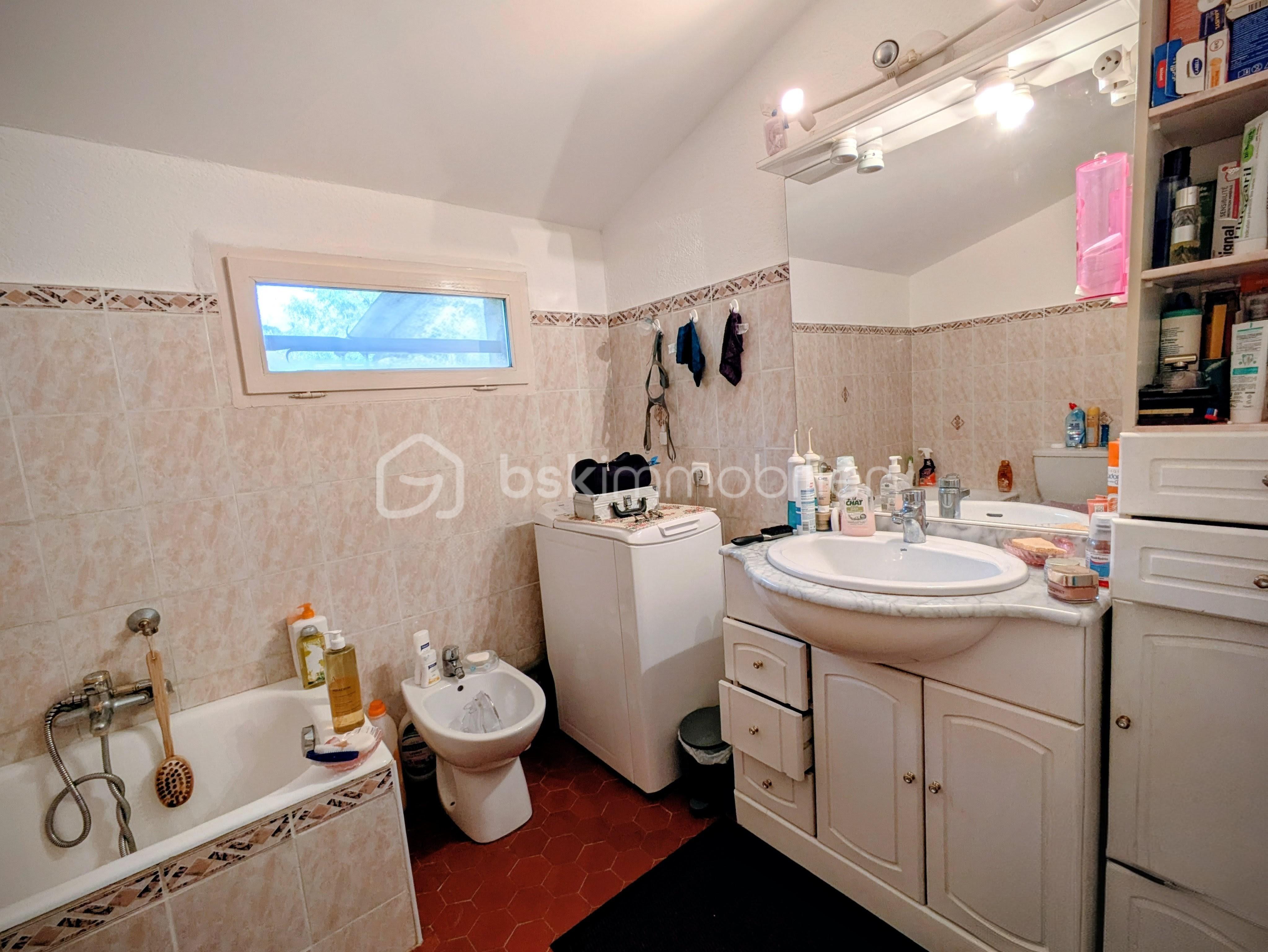 Maison traditionnelle de 91 m² - PXL_20251107_092719407.RAW-01.COVER~2.jpg