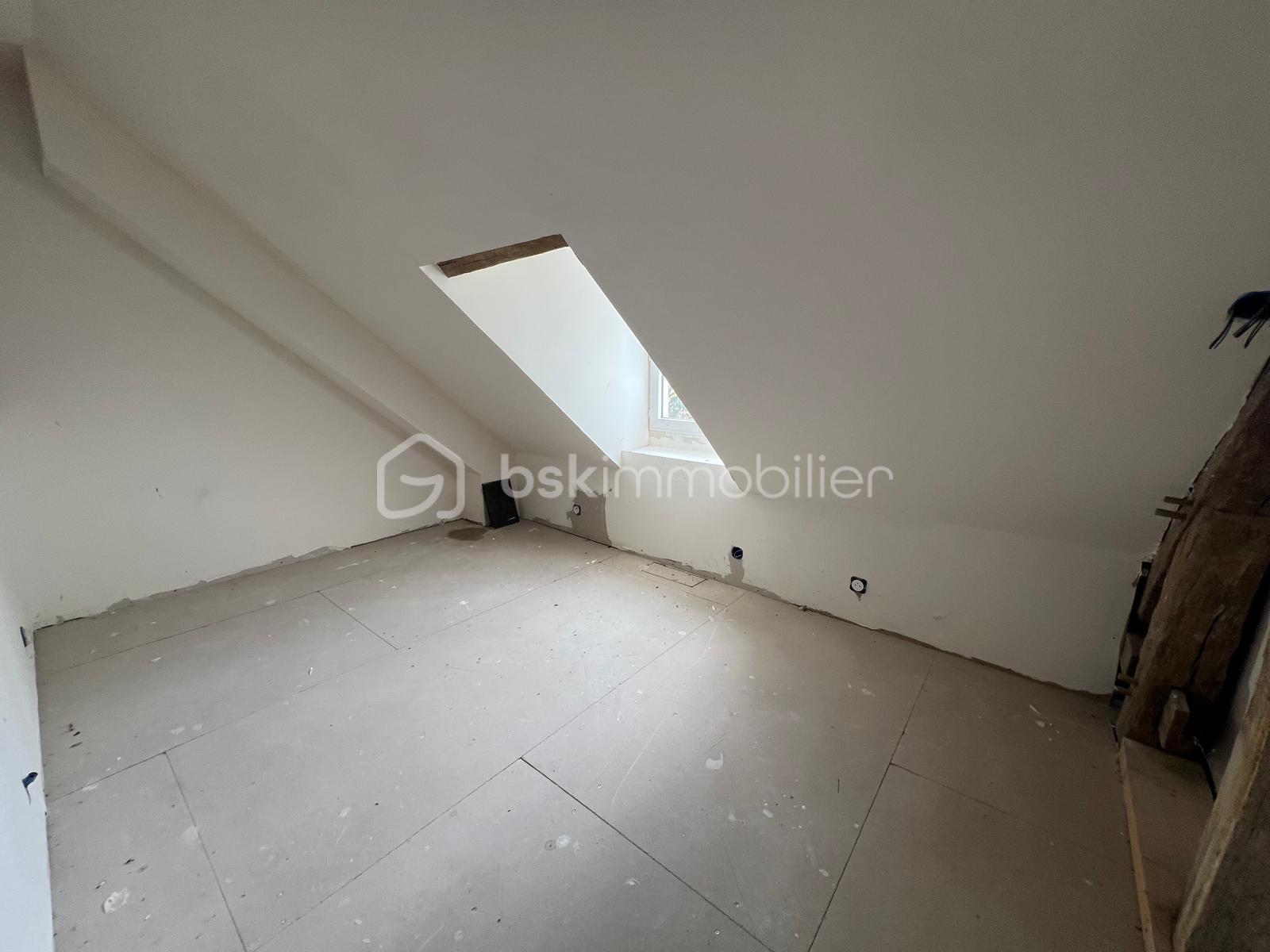 Maison de 90 m² - IMG-20250915-WA0038.jpg