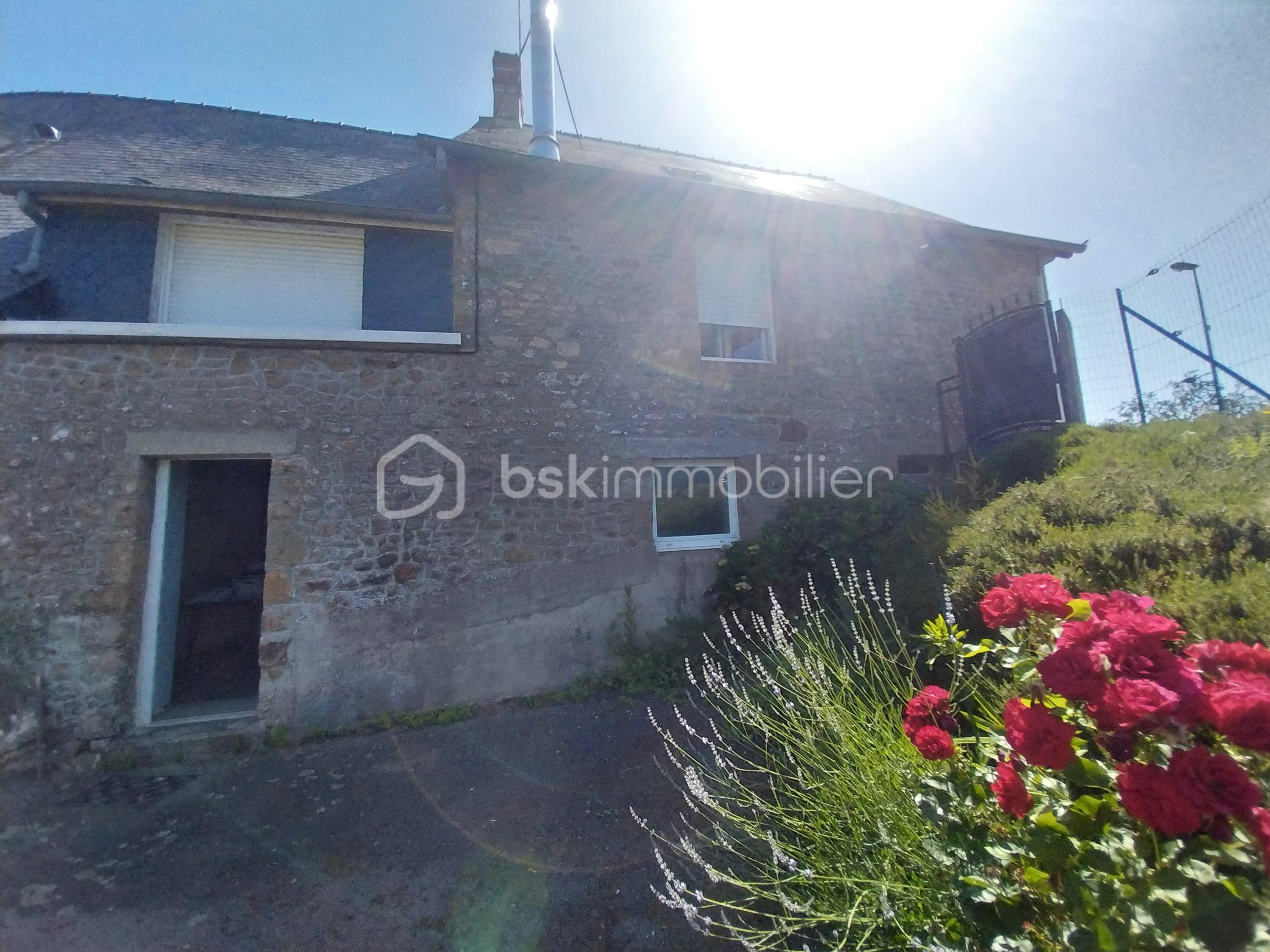 Maison 4 pièces 113 m² · à Gorron · 112,7 m² · 105 500 €