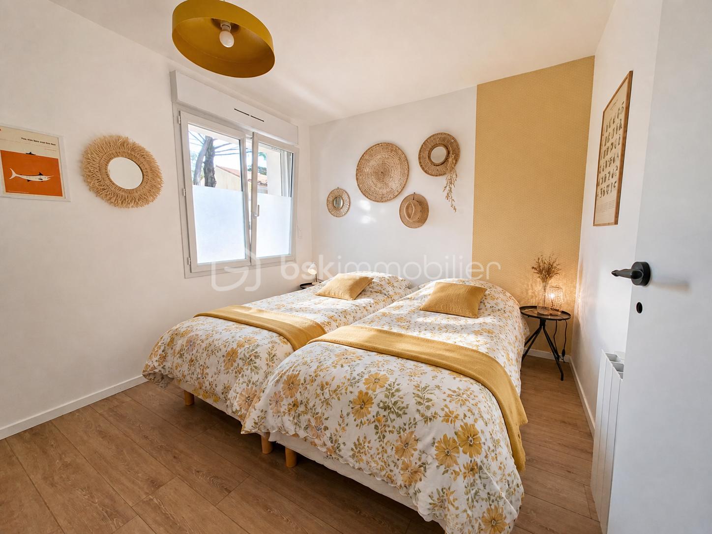 chambre jaune.png