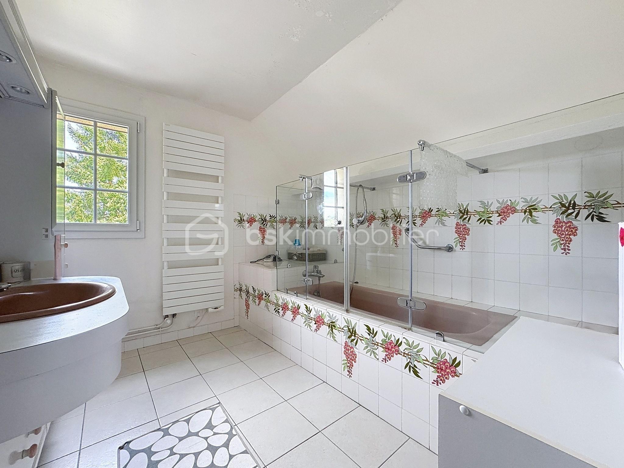 Maison de 133 m² - Salle de bain étage.jpg