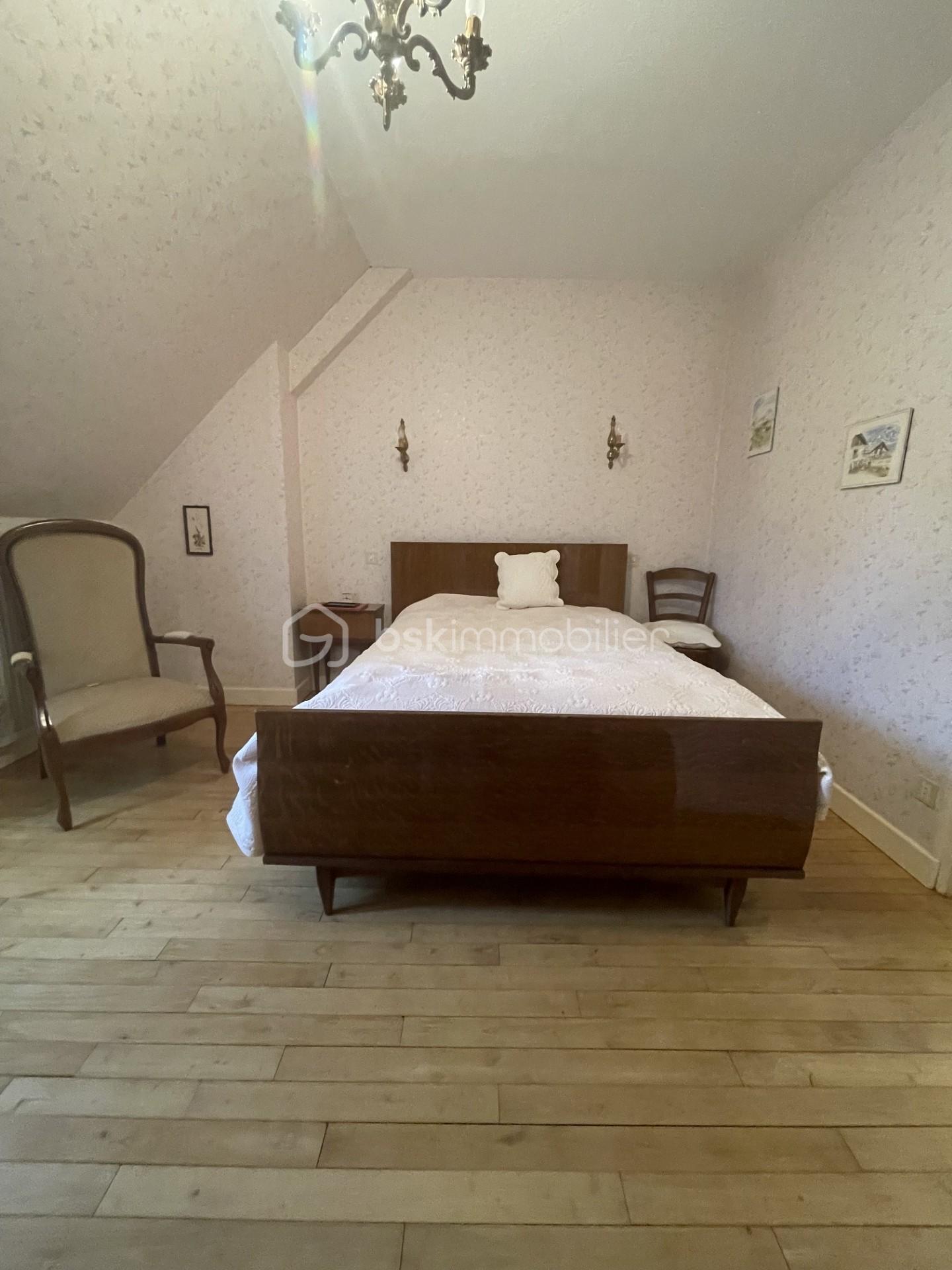 f436fe83-3f5d-42d6-8266-c69791c76978.jpg