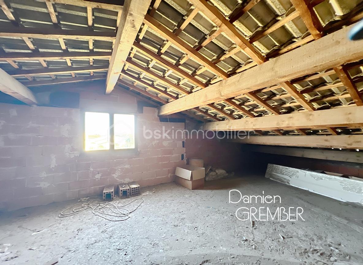 Maison traditionnelle de 125 m² - 11 Combles.jpg