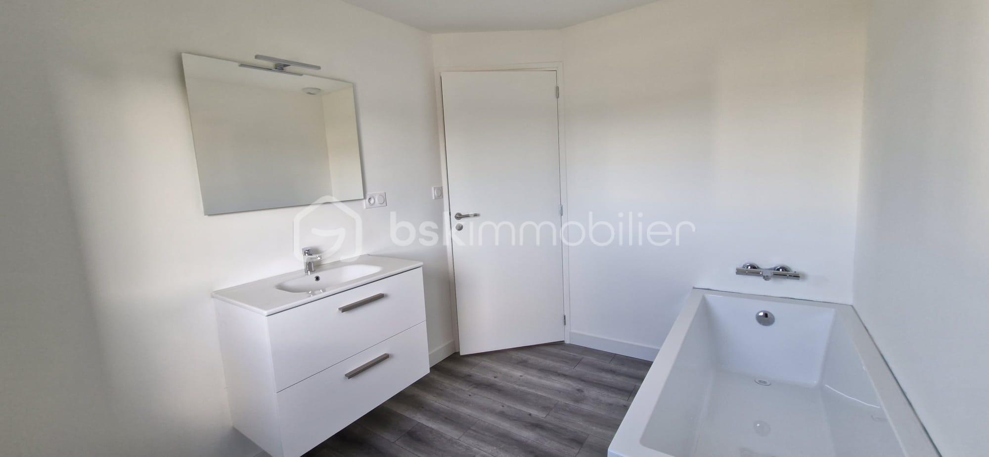 salle de bain  étage.jpeg