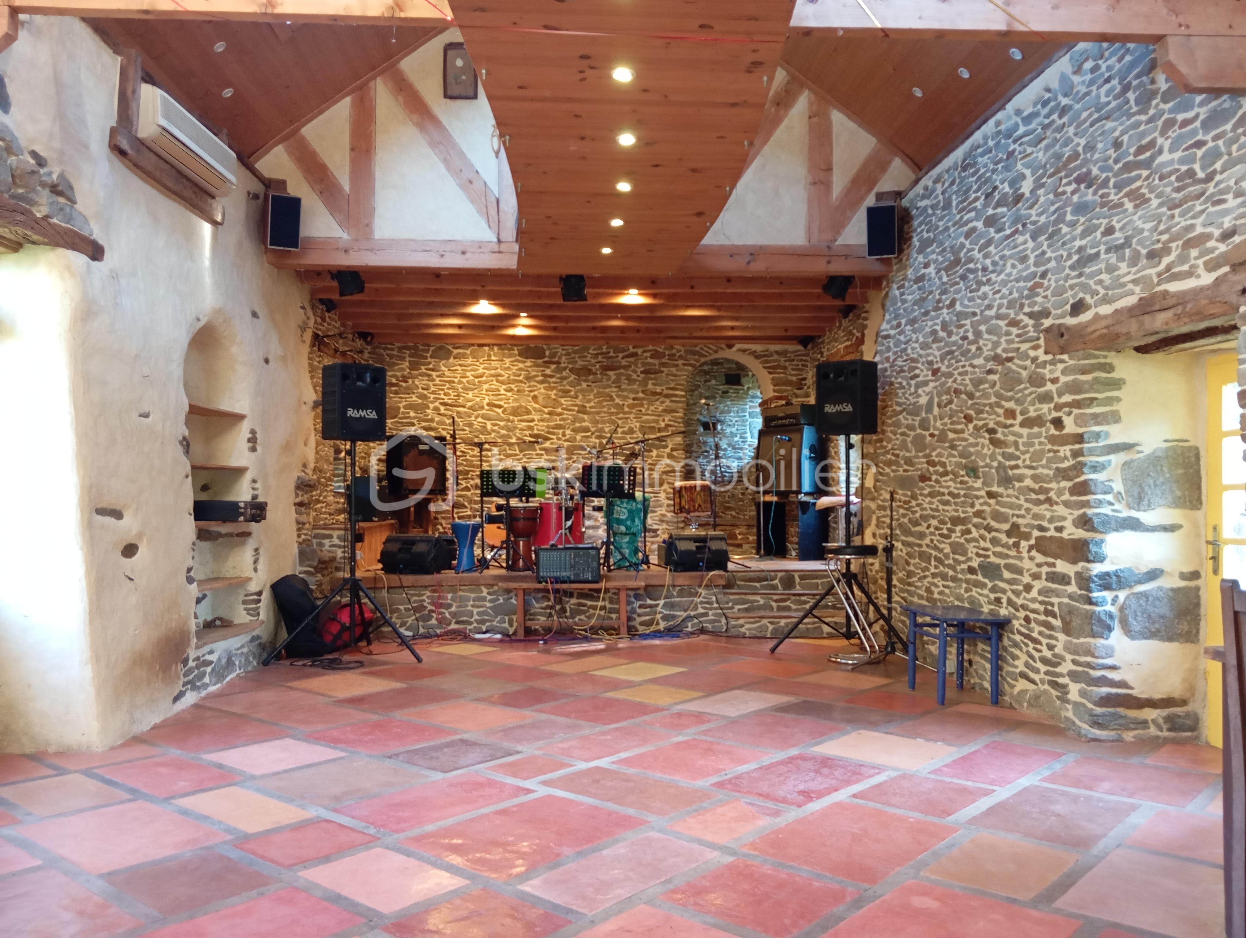 Maison en pierre de 163 m² - 14.jpg