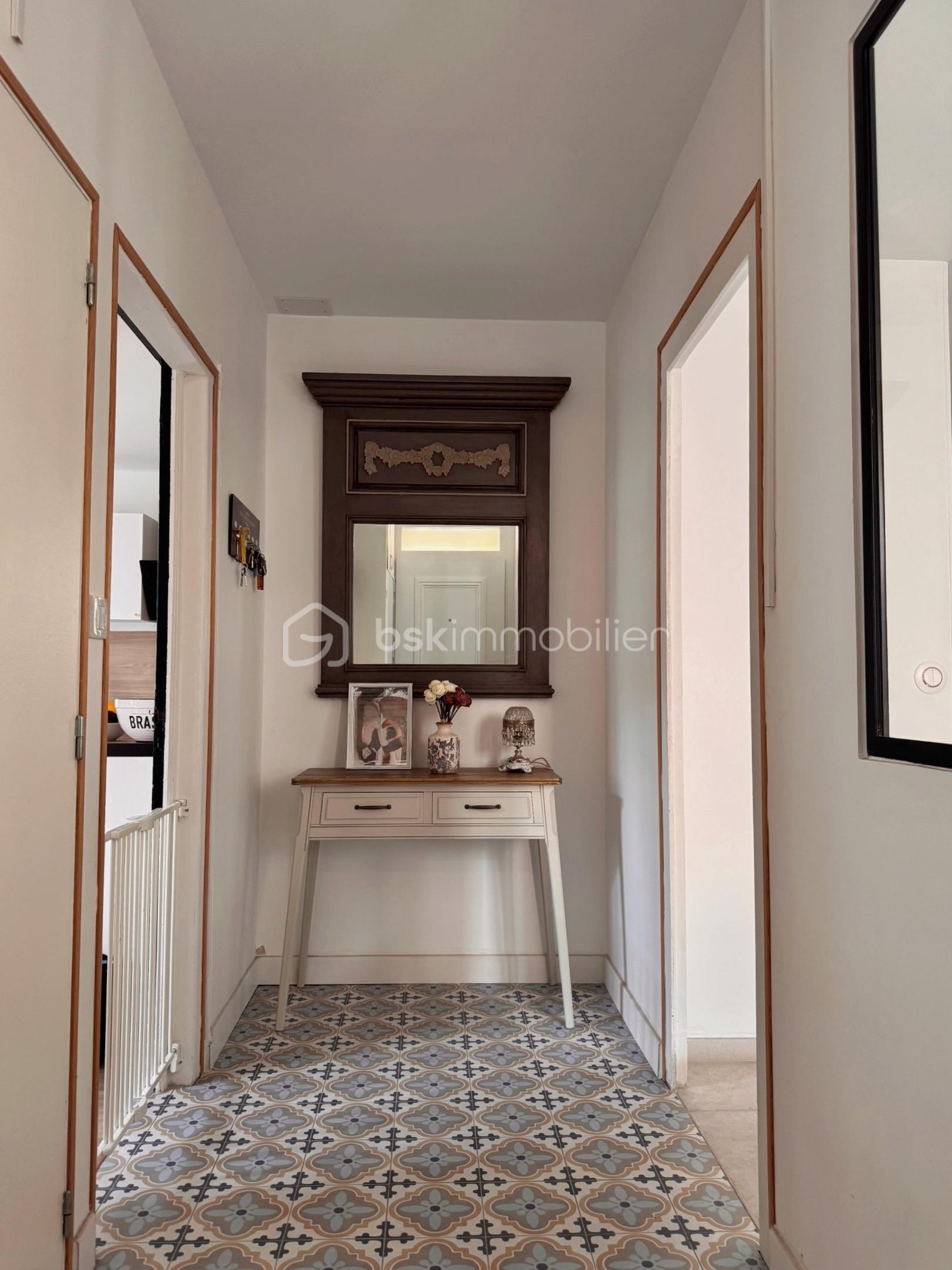 Maison de village de 108,04 m² - Entrée.jpg