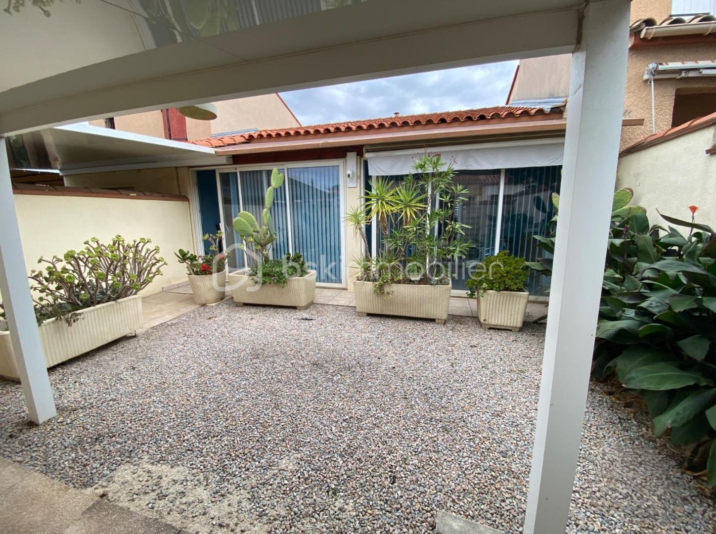 Maison de 76 m² - EXTERIEUR AVANT.jpg