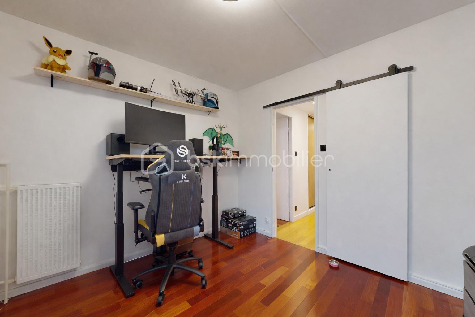 Appartement de 76,90 m² - Bureau.png
