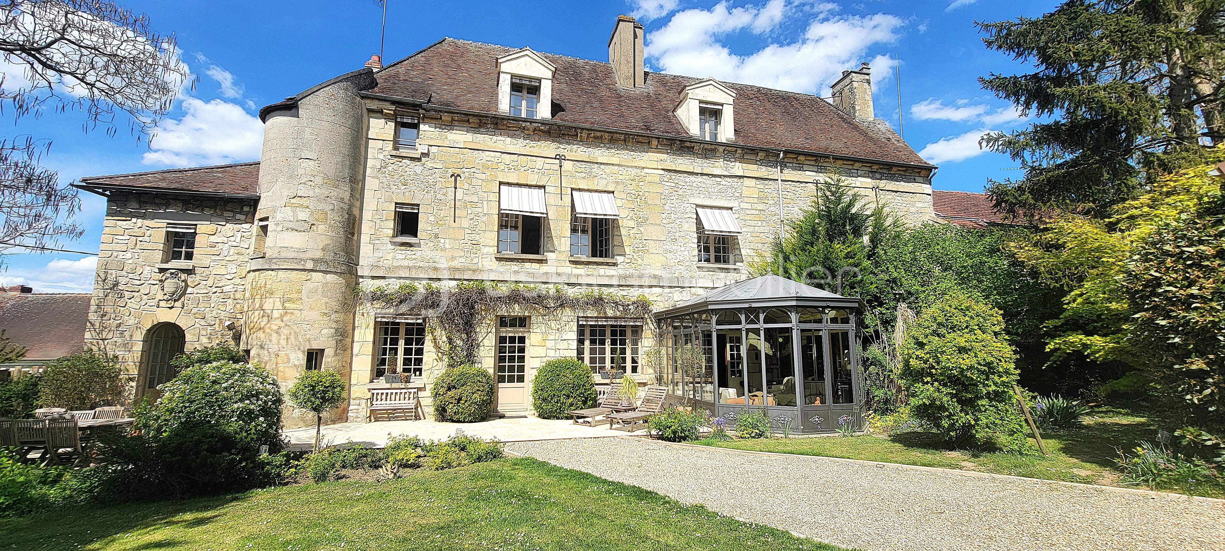 Demeure de 497 m² - 1.jpg