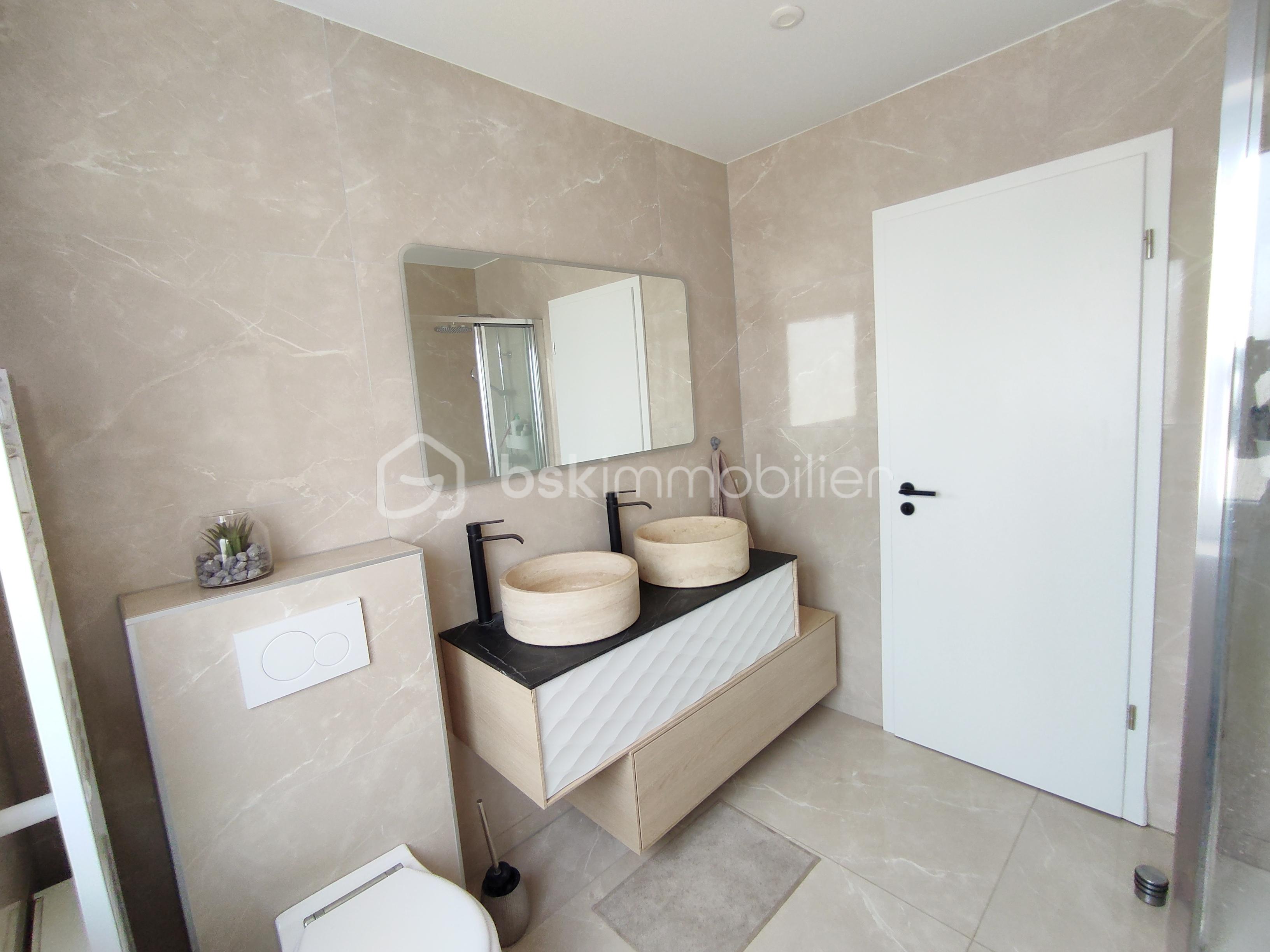 Maison de 180 m² - 1690888618607.jpg