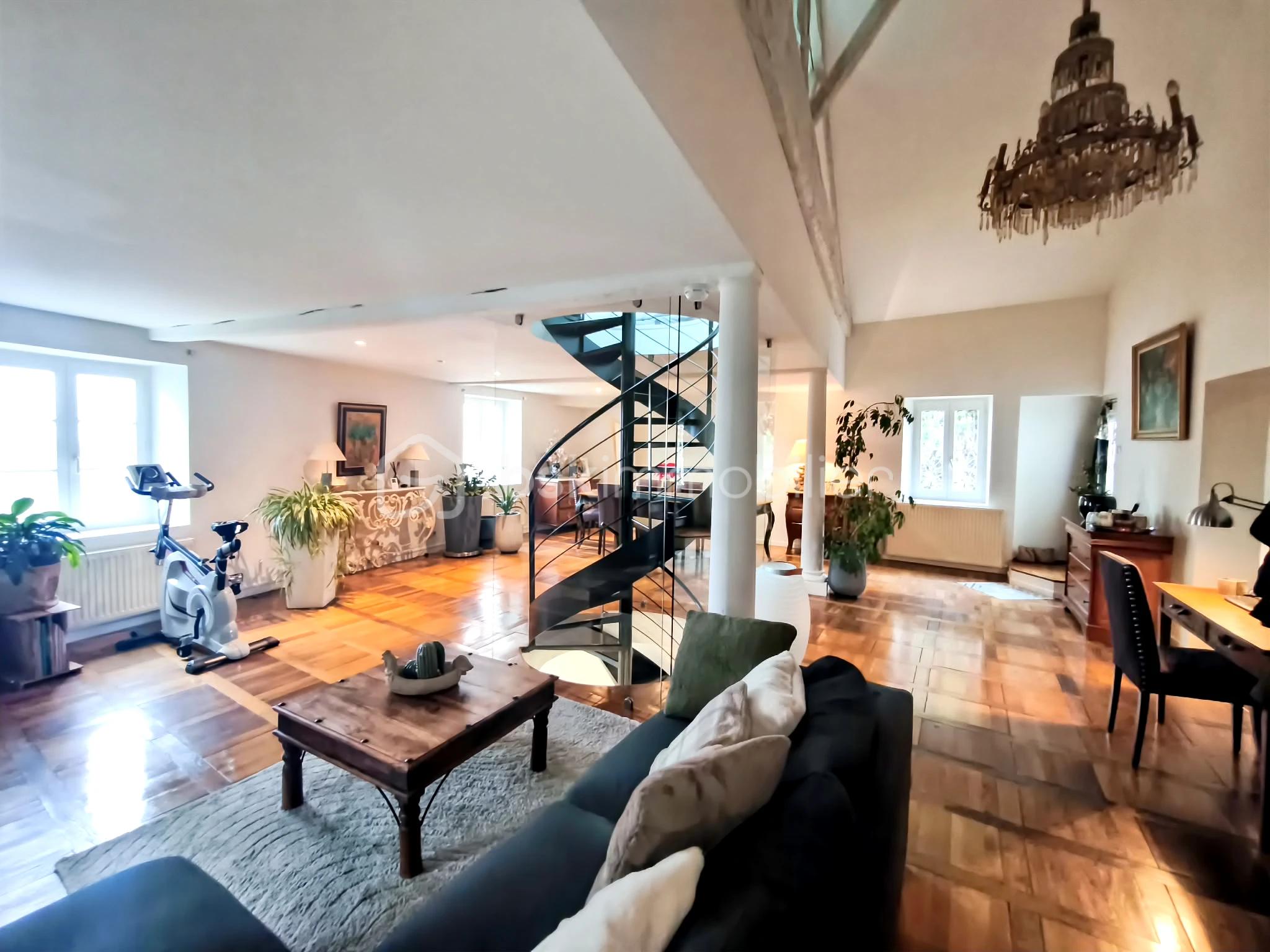 Maison ancienne de 162 m² - 89c27781-7e7b-44d4-aa6a-d5b022960b39.jpg