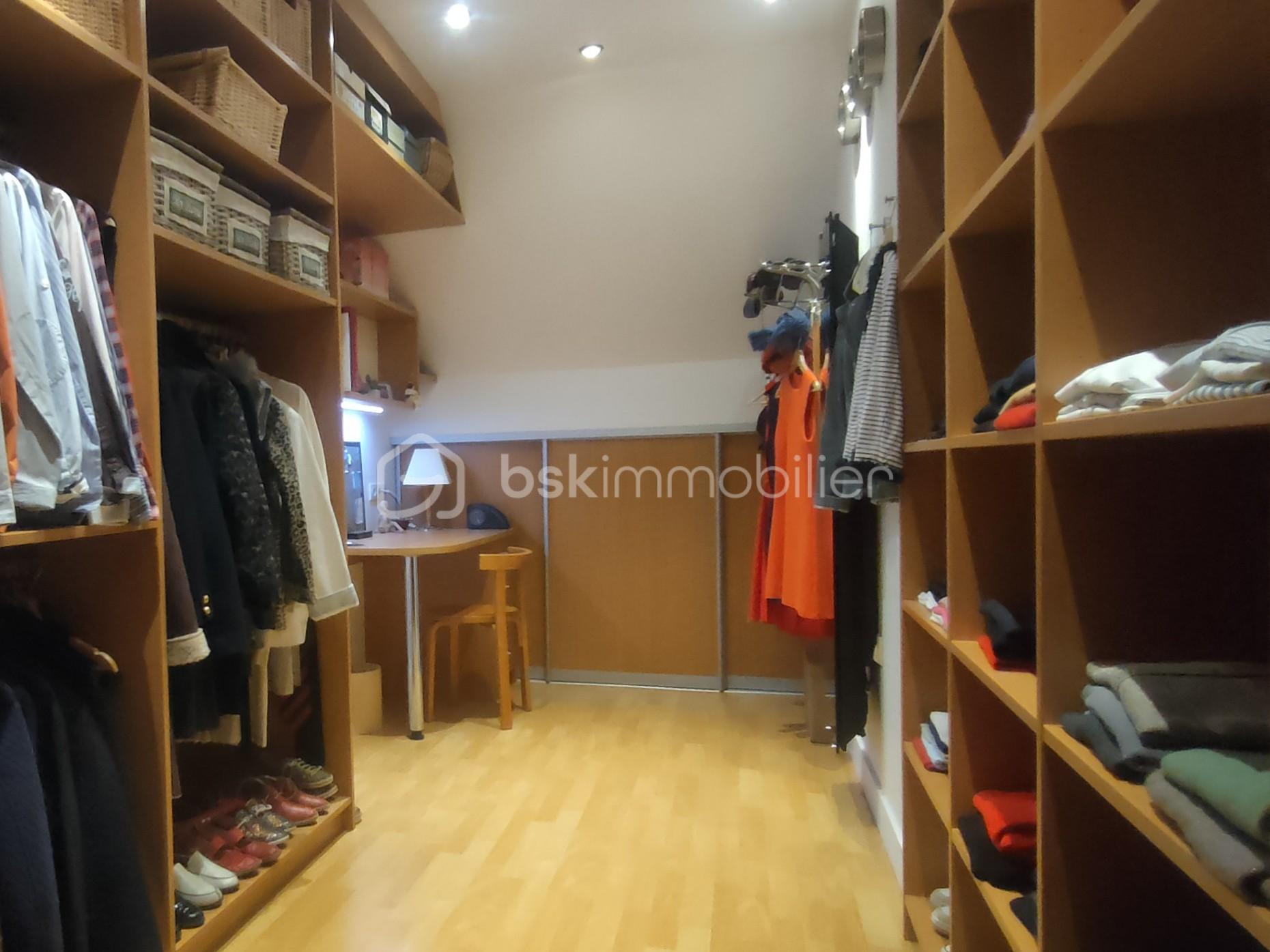 dressing vue sur bureau recadré.jpg