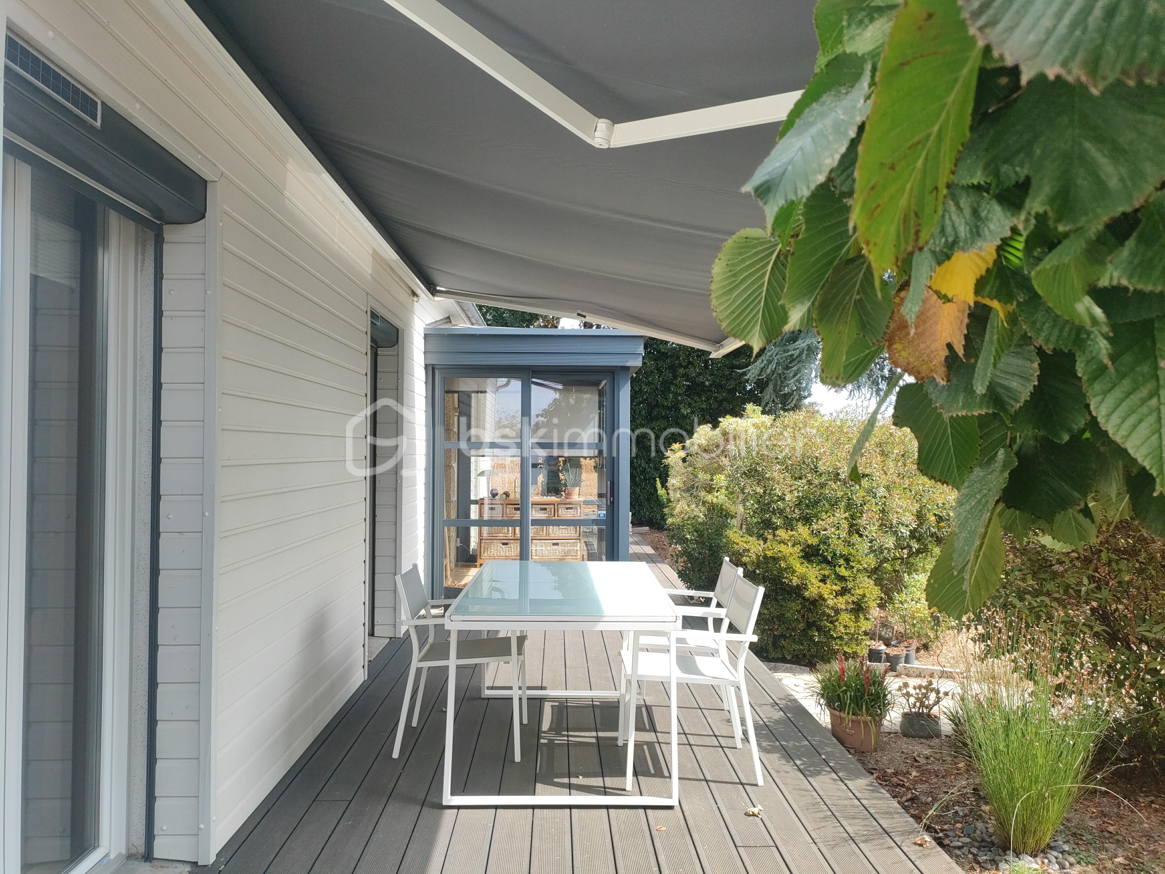 terrasse avec entrée.jpg