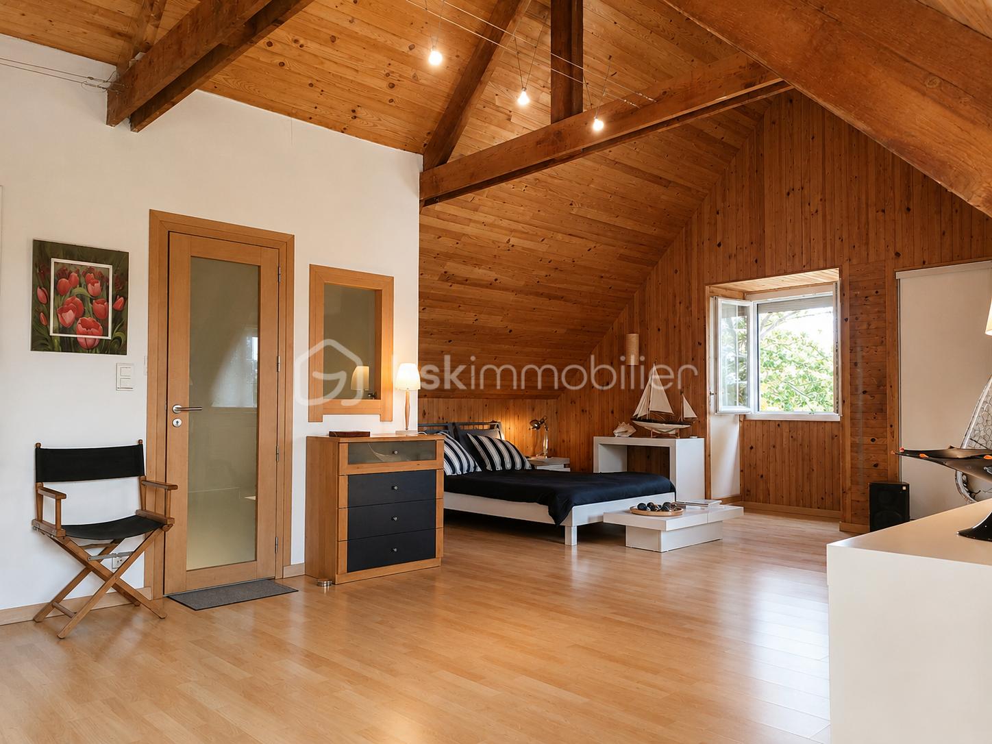 loft vue côté chambre.png