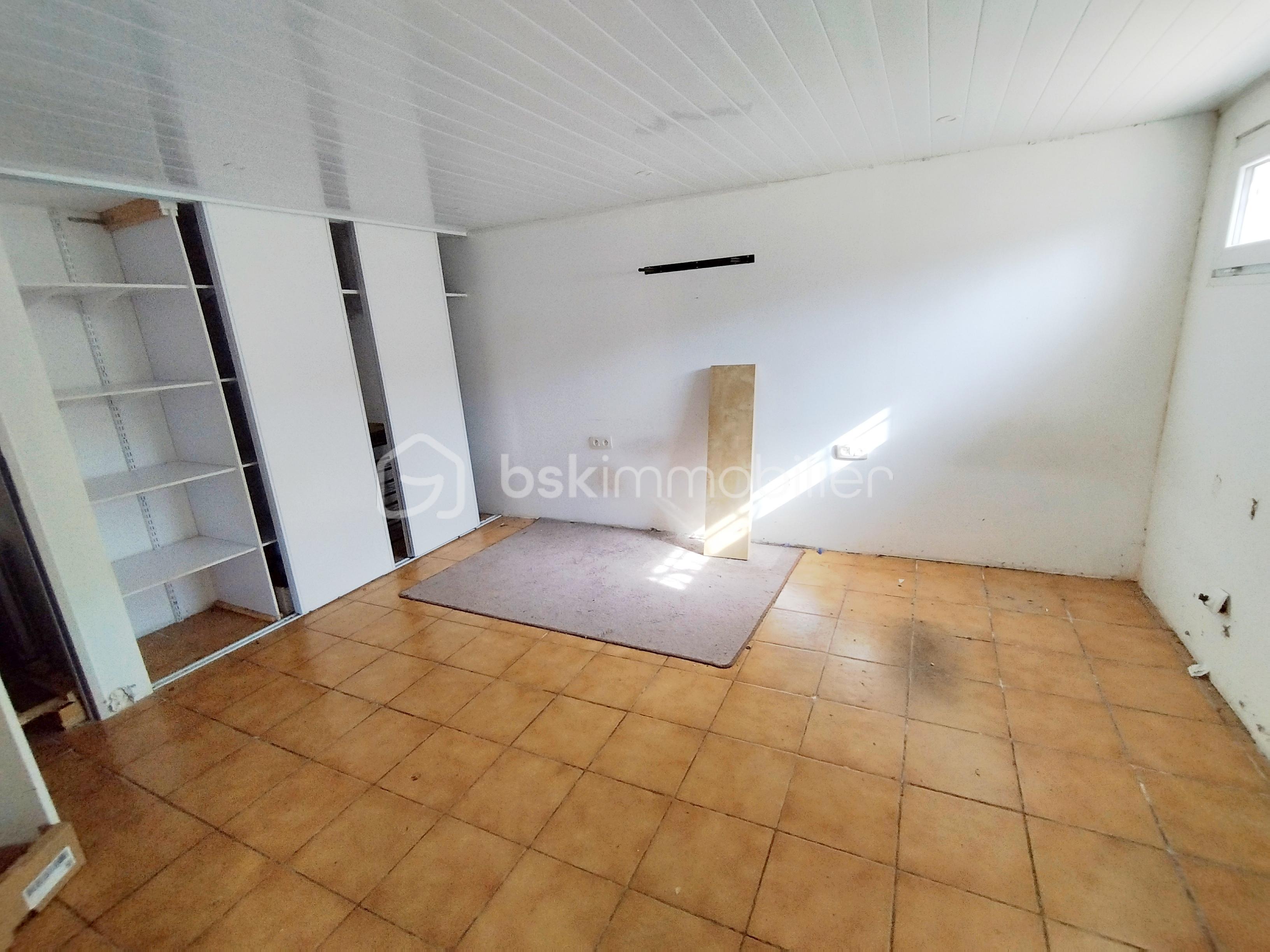Maison de 107 m² - 1757588810032.jpg