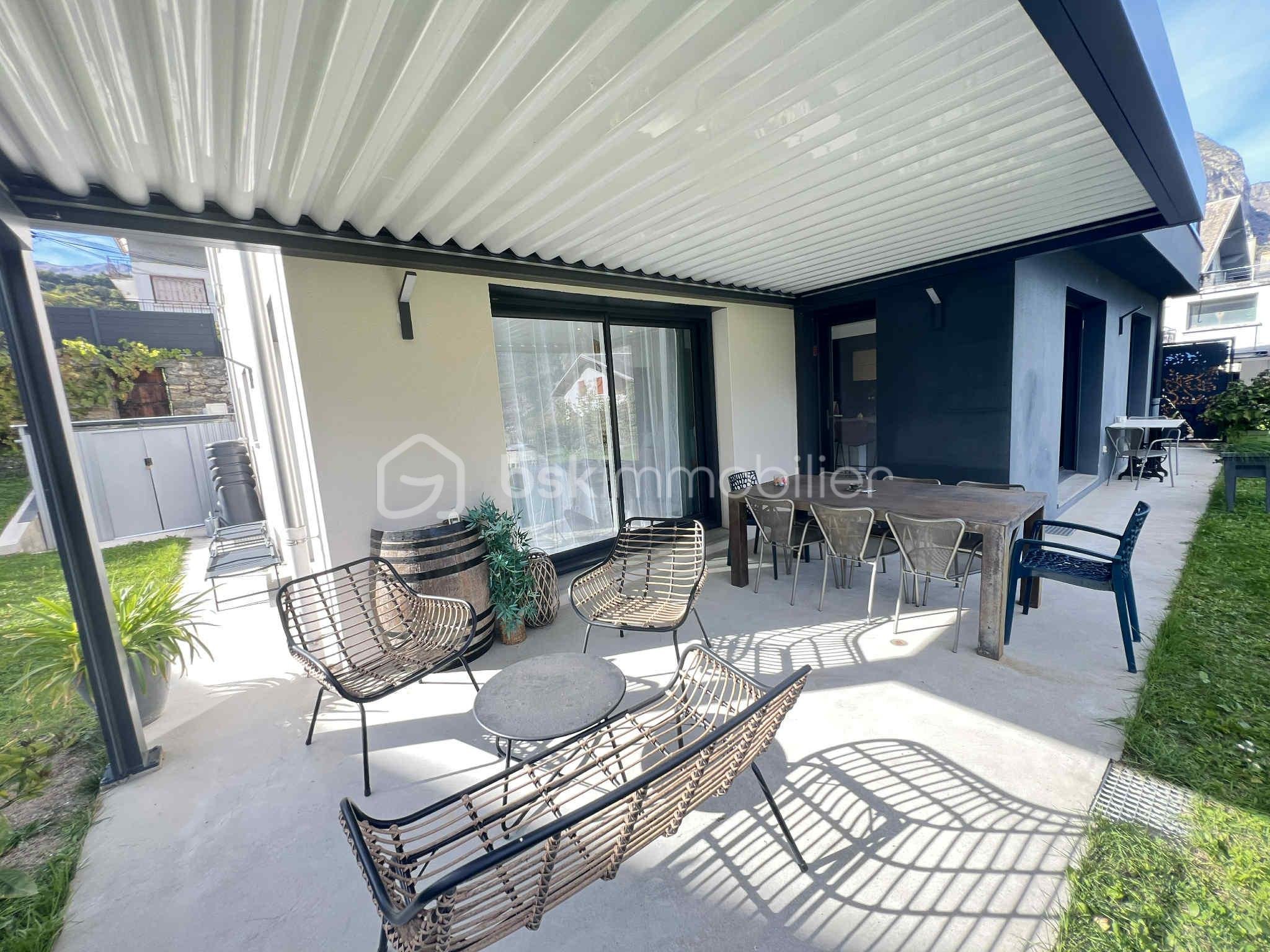 Maison contemporaine de 133 m² - e9fbd0c3-4bb1-48ae-bf8b-dc79eec8a91e.jpeg