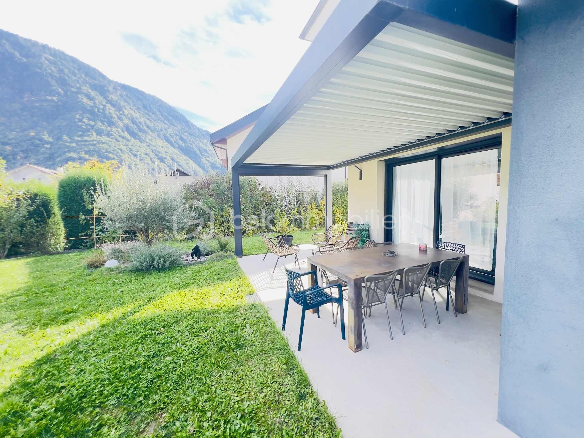 Maison contemporaine de 133 m² - 6cca6c43-9fae-4d49-9a36-d31687f467c2.jpeg