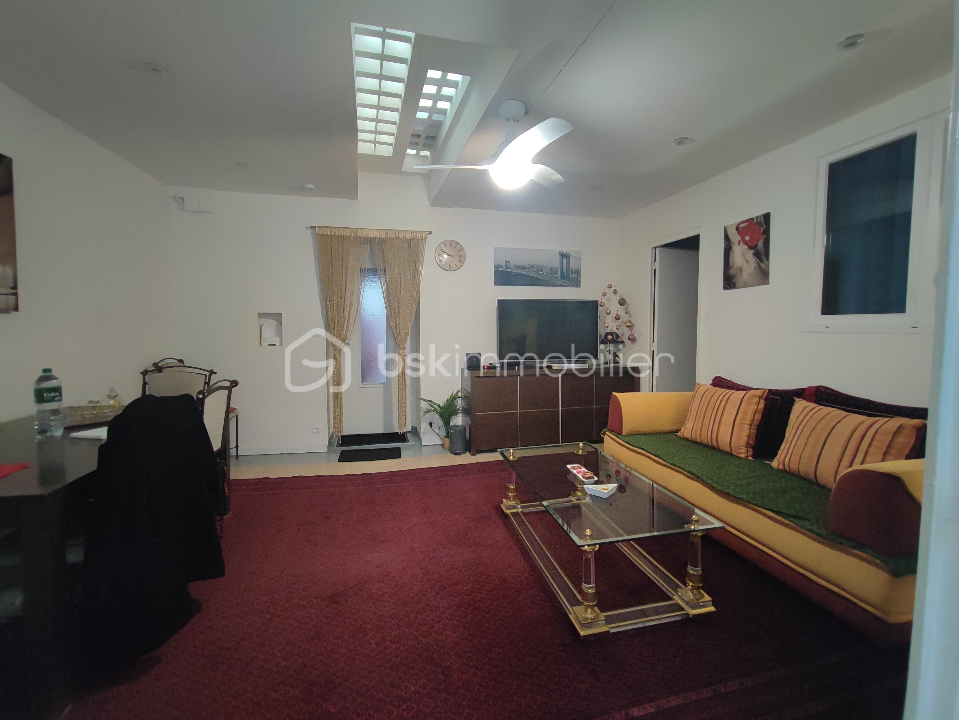 Maison de ville de 185 m² - 1768401478372.jpg