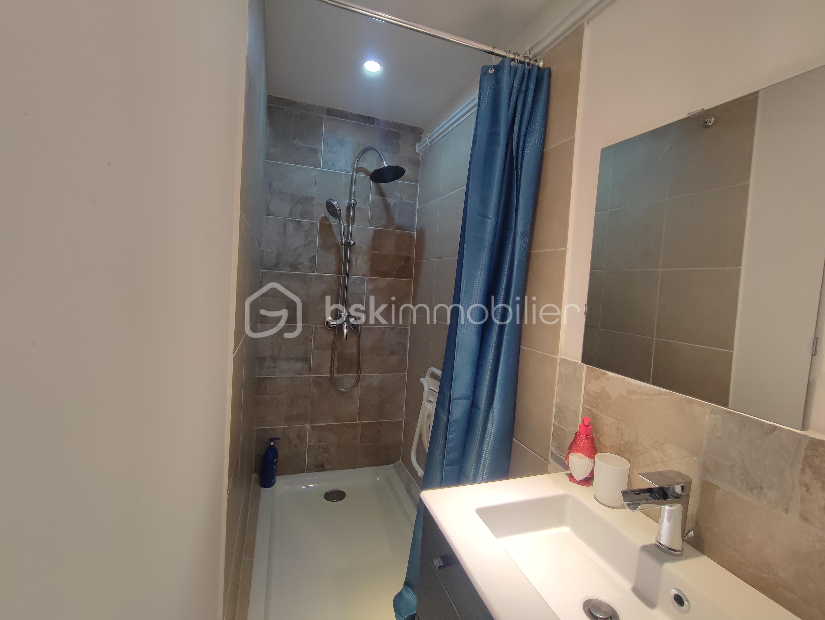 Maison de ville de 182 m² - 1768401478184.jpg