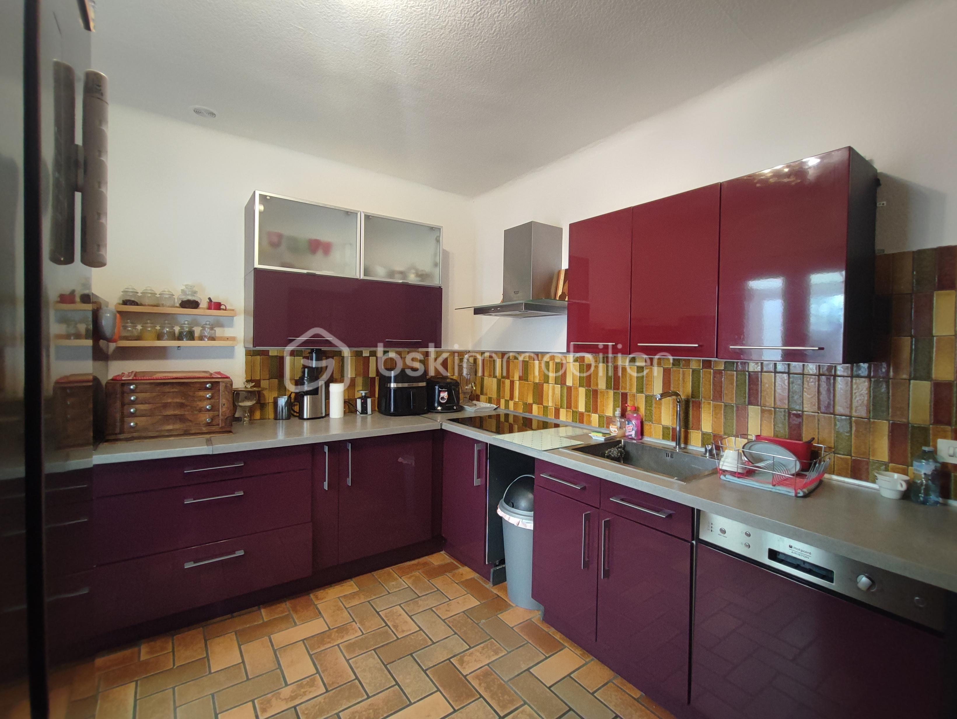 Maison de ville de 185 m² - 1768401478231.jpg