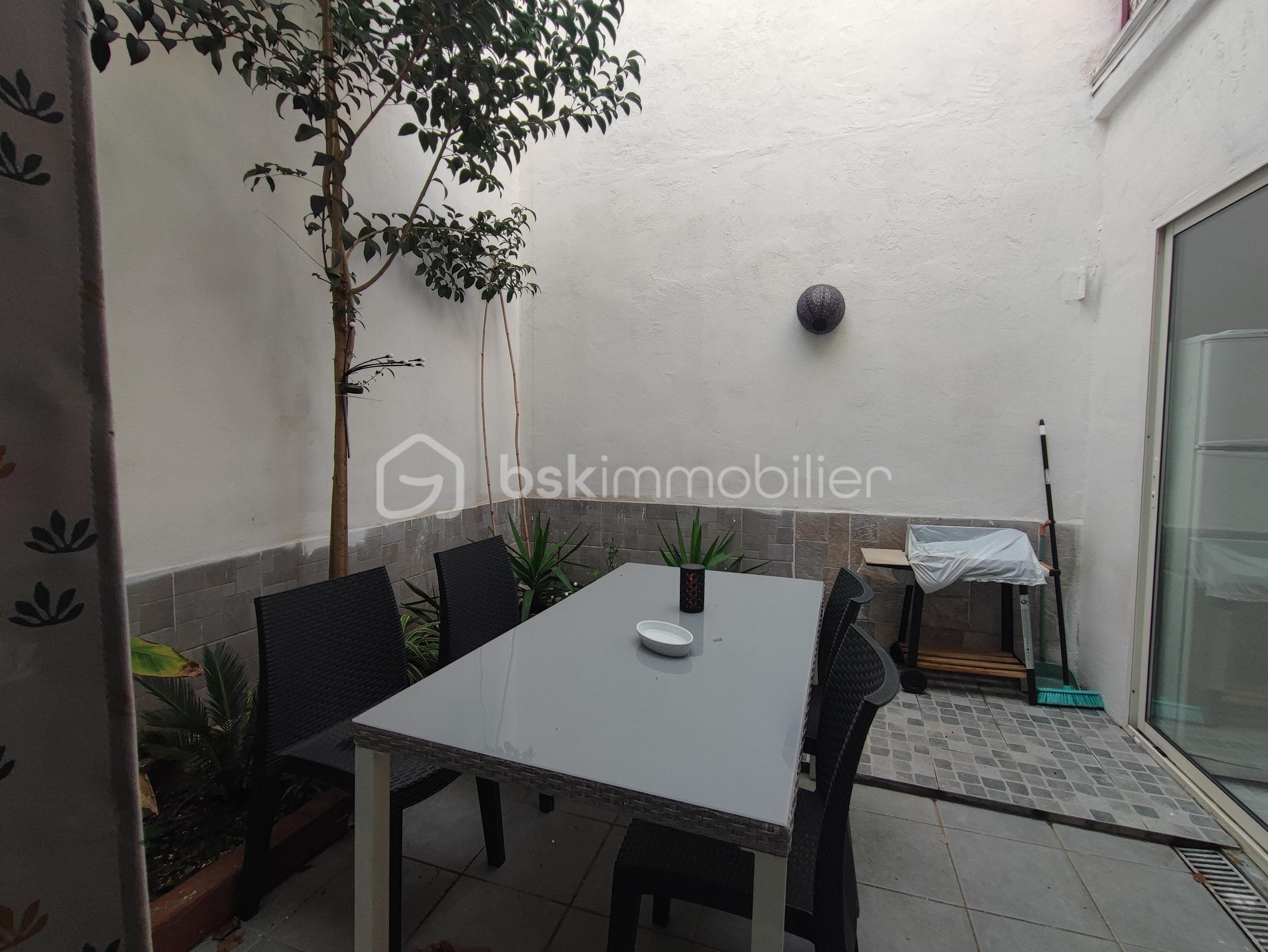 Maison de ville de 185 m² - 1768401478287.jpg