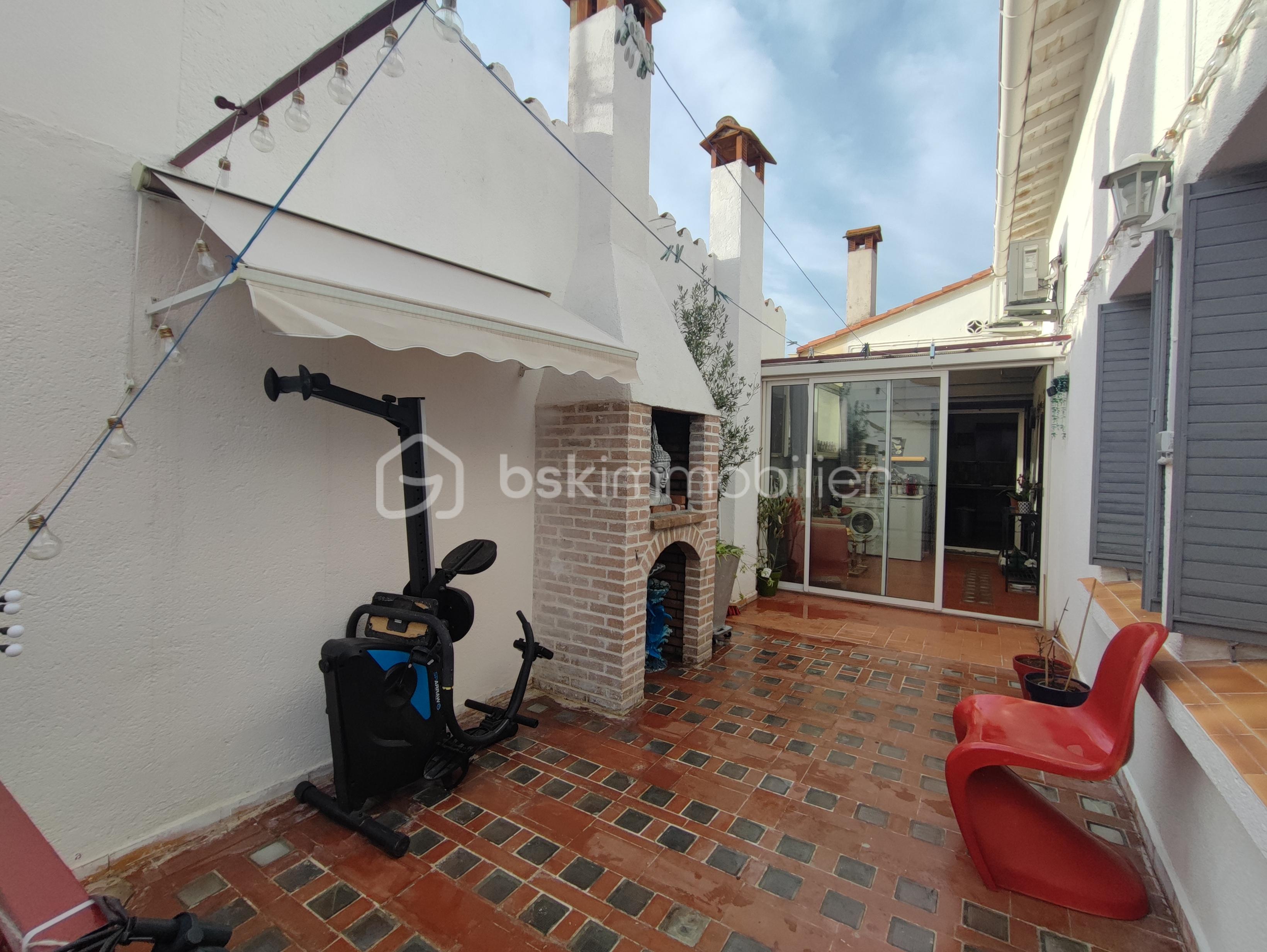 Maison de ville de 185 m² - 1768401478209.jpg