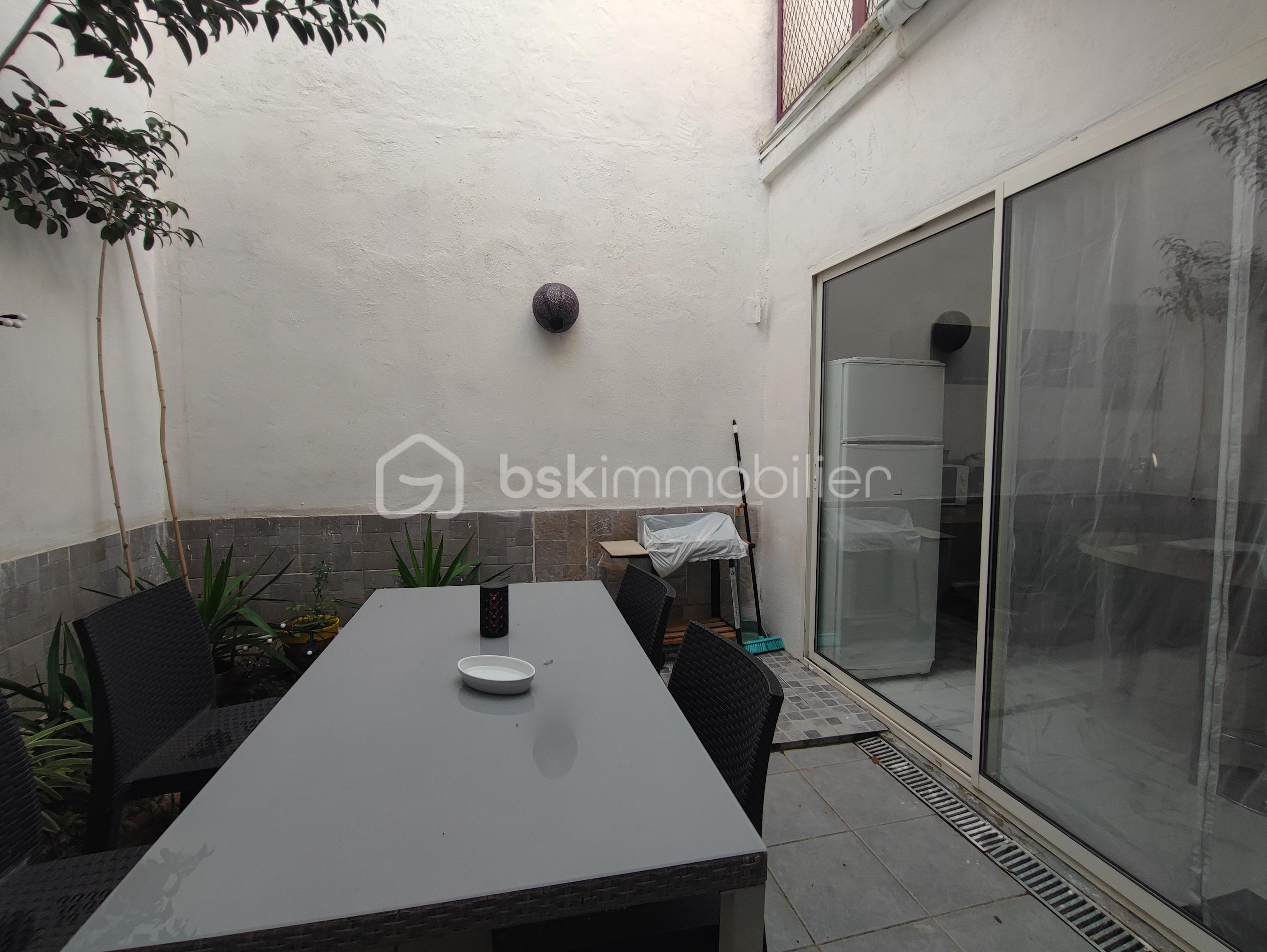 Maison de ville de 185 m² - 1768401478292.jpg