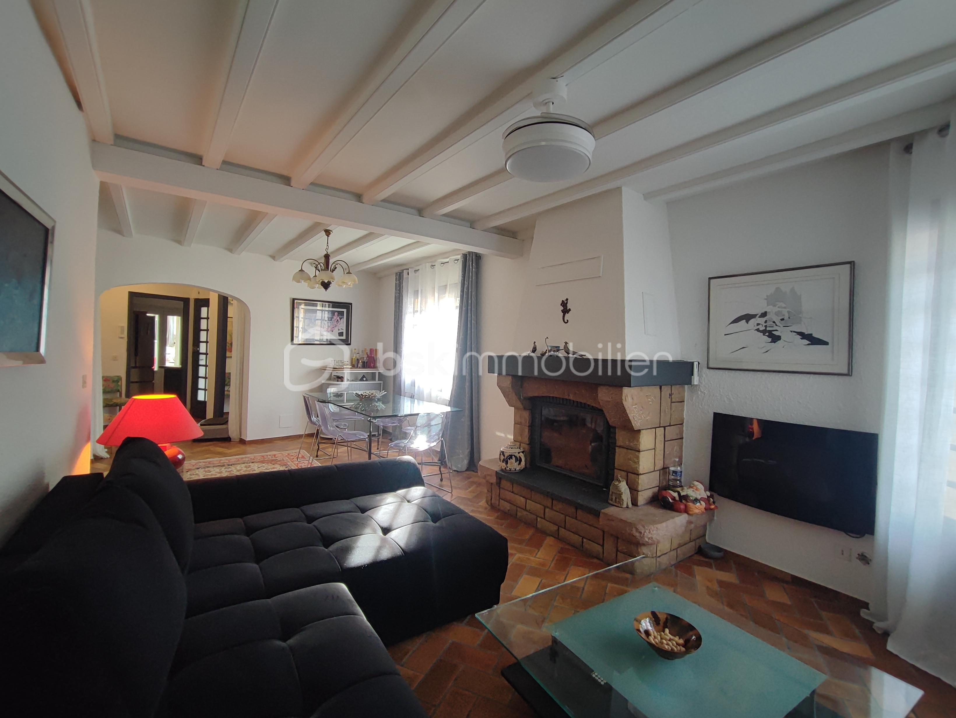 Maison de ville de 185 m² - 1768401478118.jpg