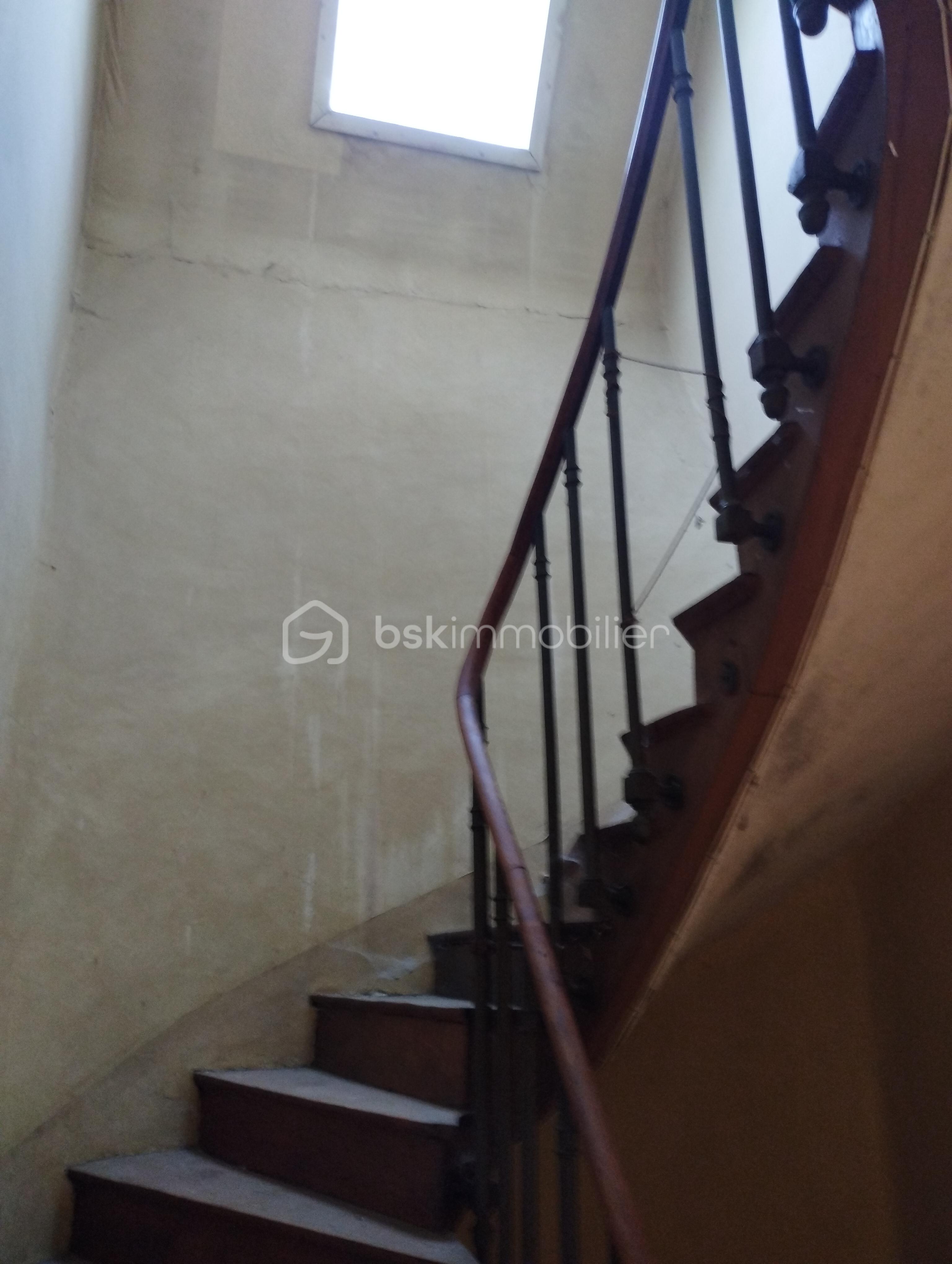 Maison de 170 m² - Escalier.jpg