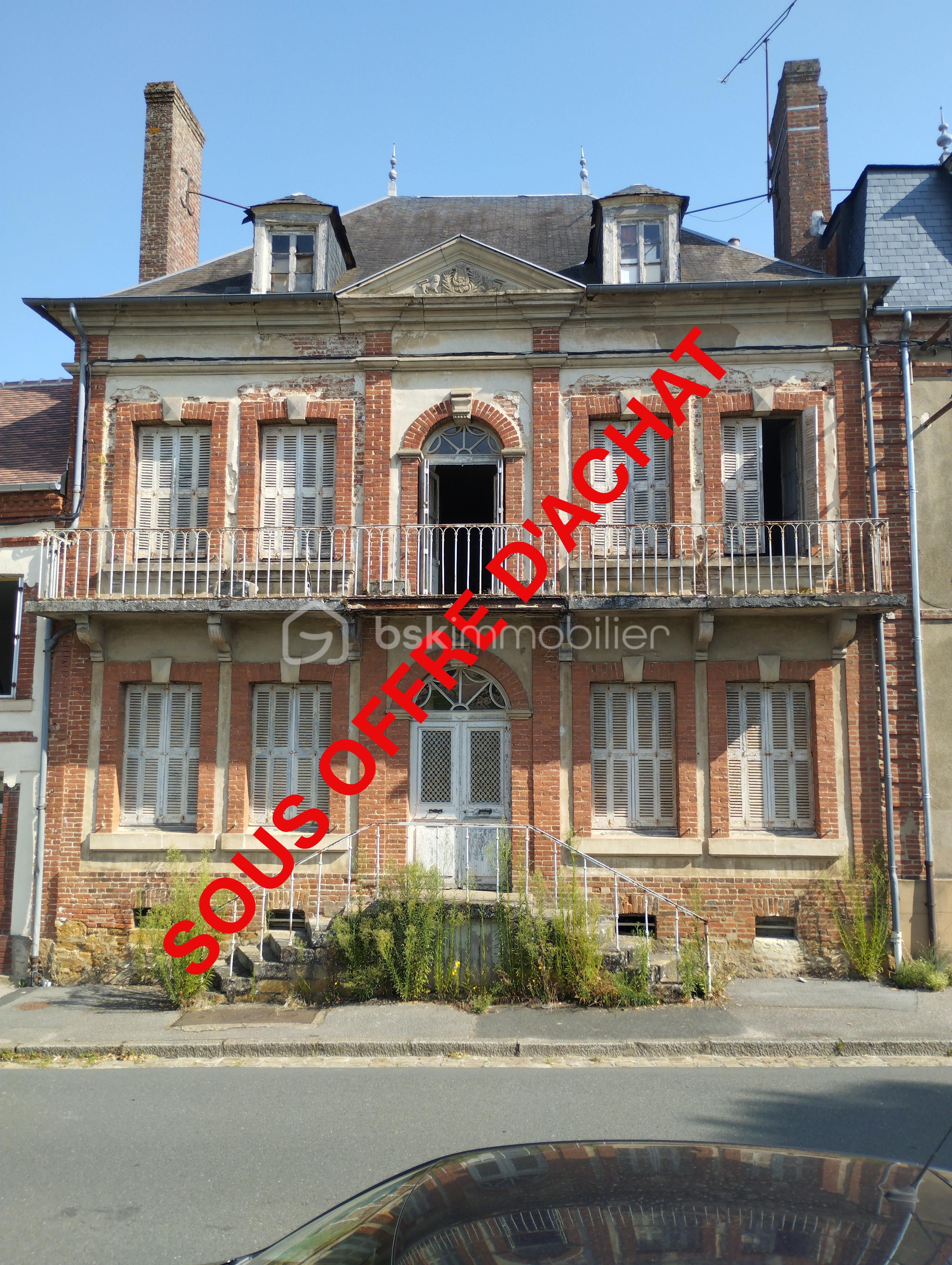 Maison de 170 m² - Façade avant 2.JPG